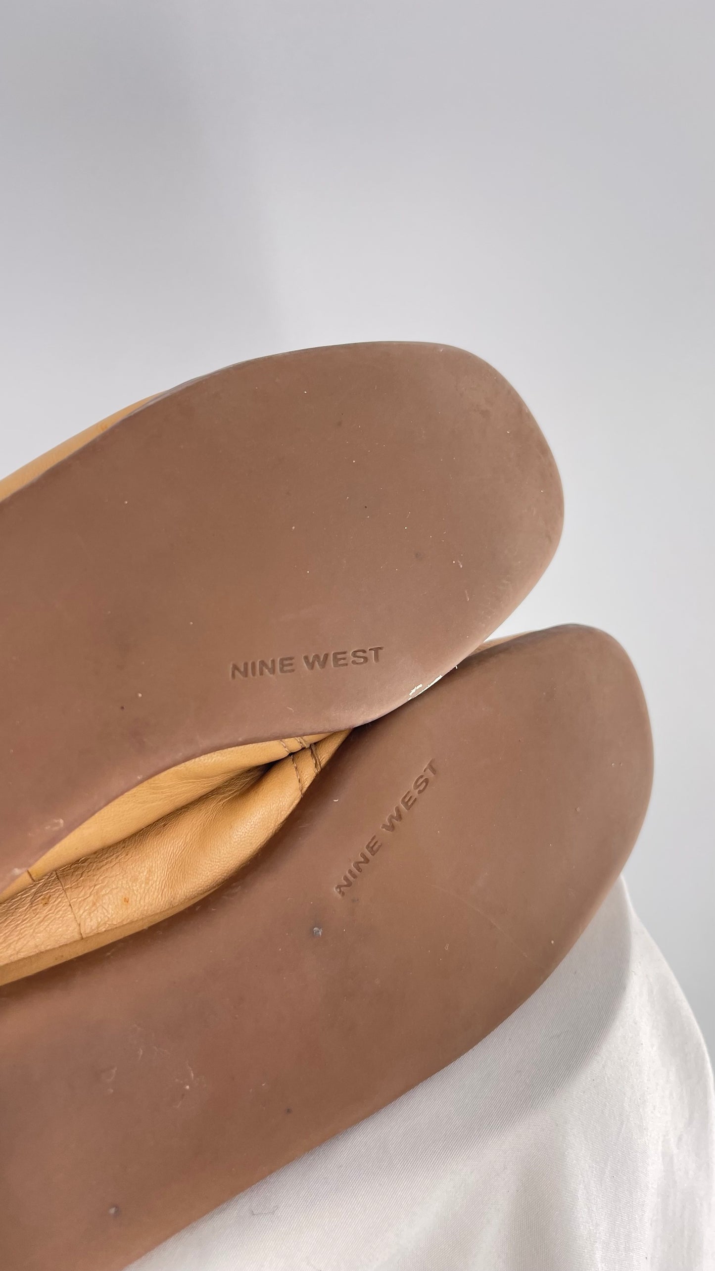 Vintage Nine West Tan Leather Mary Jane Flats (6.5)