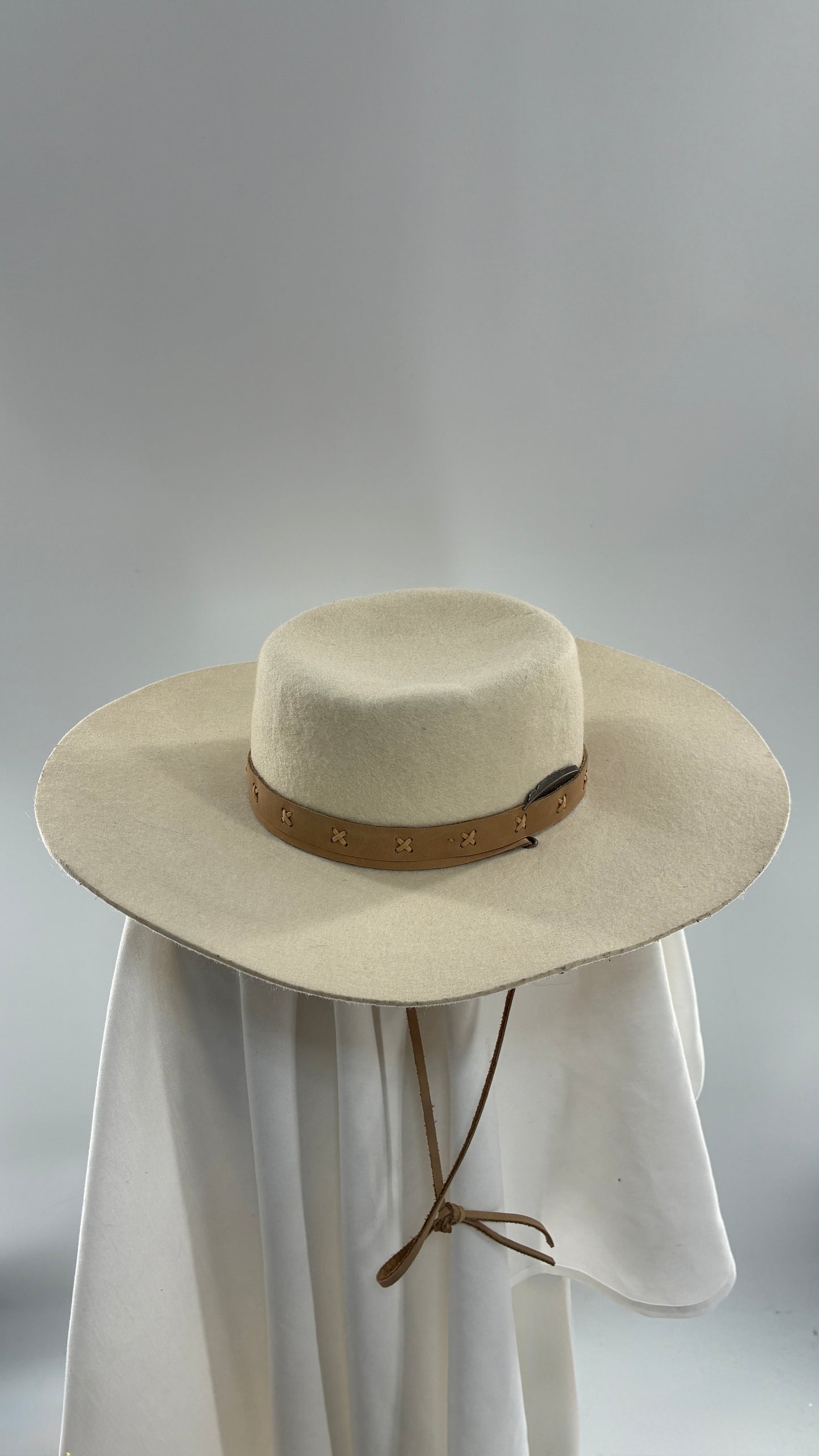 Vintage BRIXTON Off White Wide Brim Hat