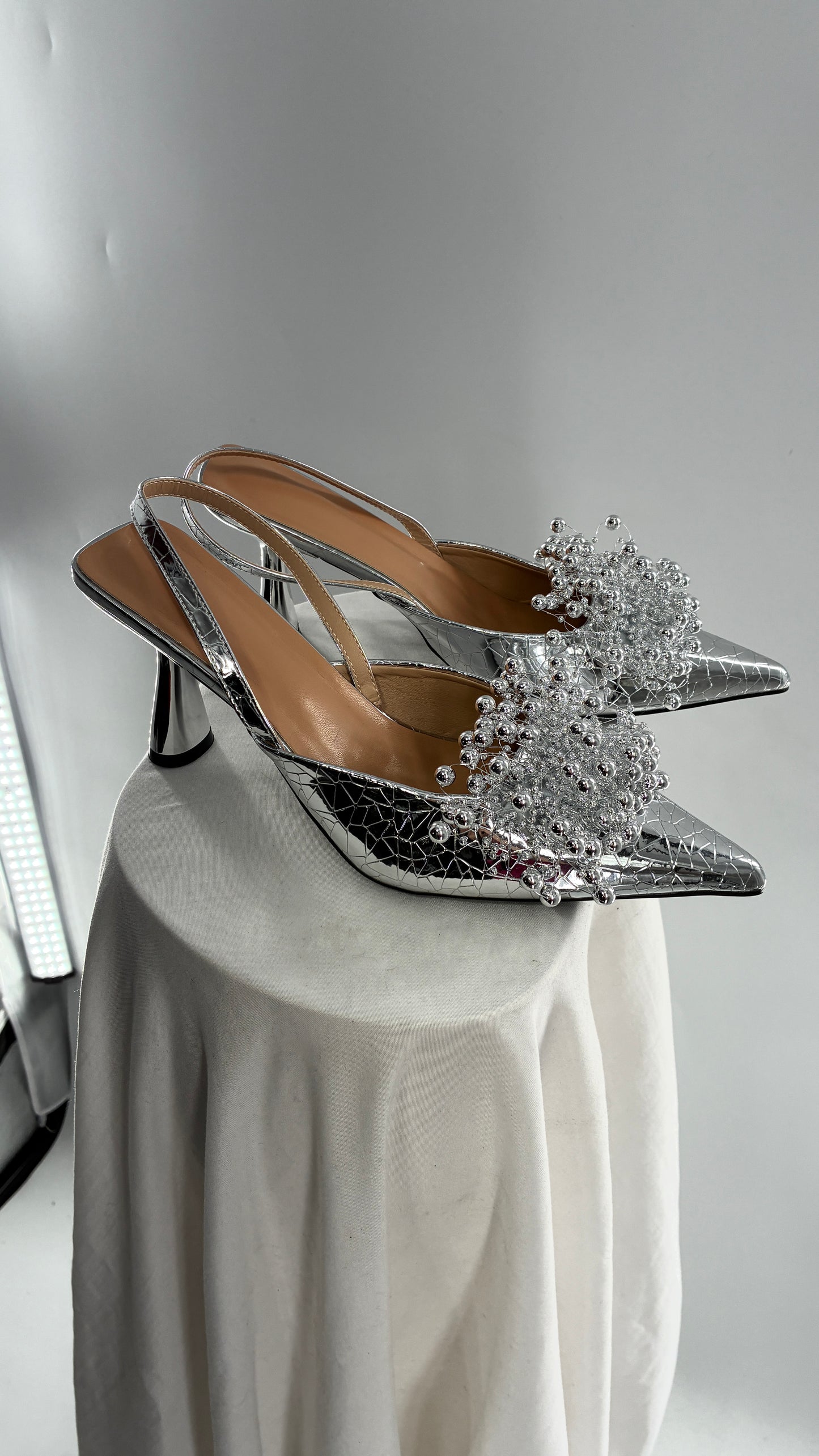 Chrome Silver Pointed Toe Slingback Kitten Heels with Abstract Detail (42)