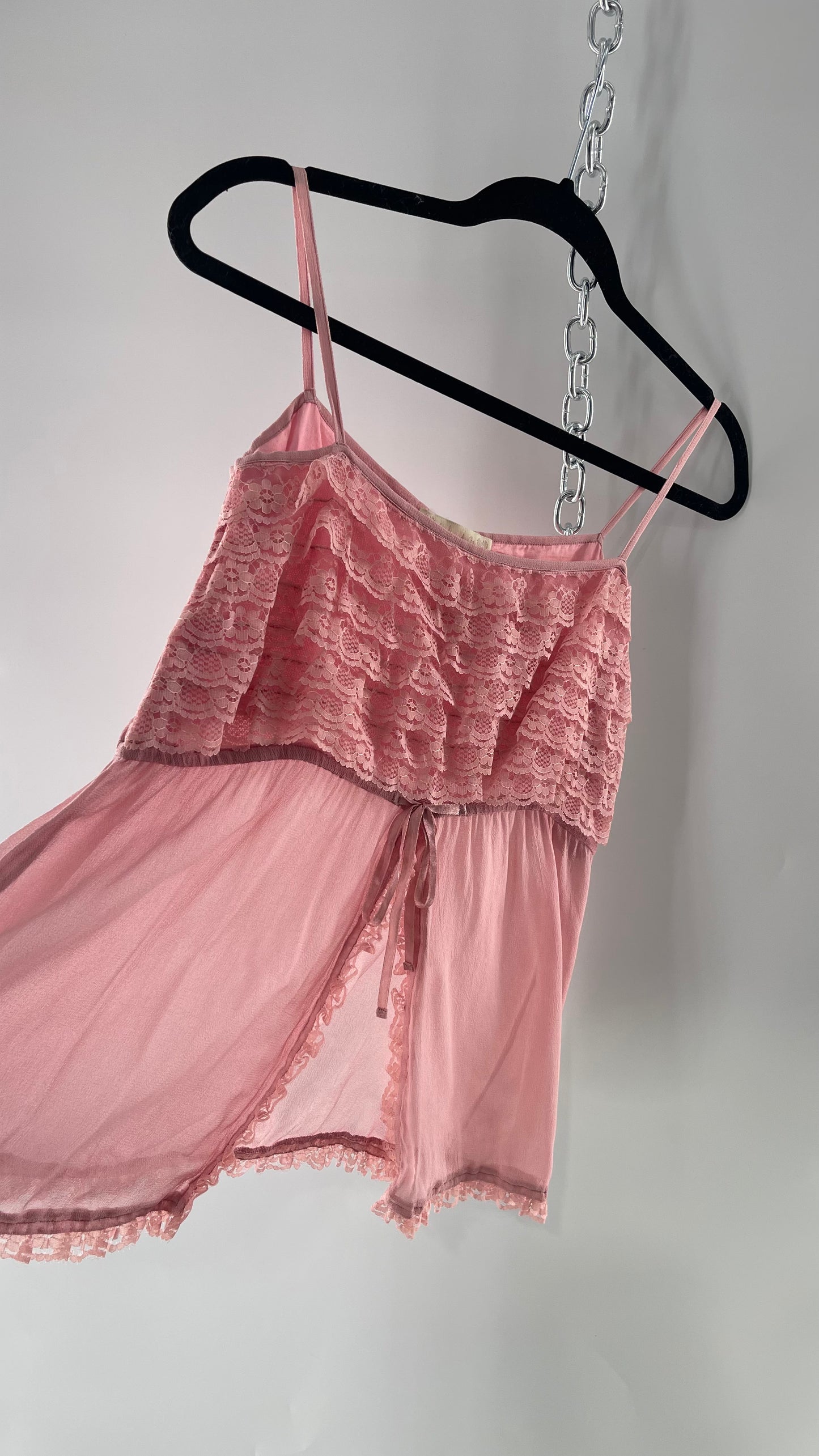 Andrew & Co NYC Deadstock Vintage Ruffled Lace Pink Tank with Bow Detail and Vented Bodice (S/M)