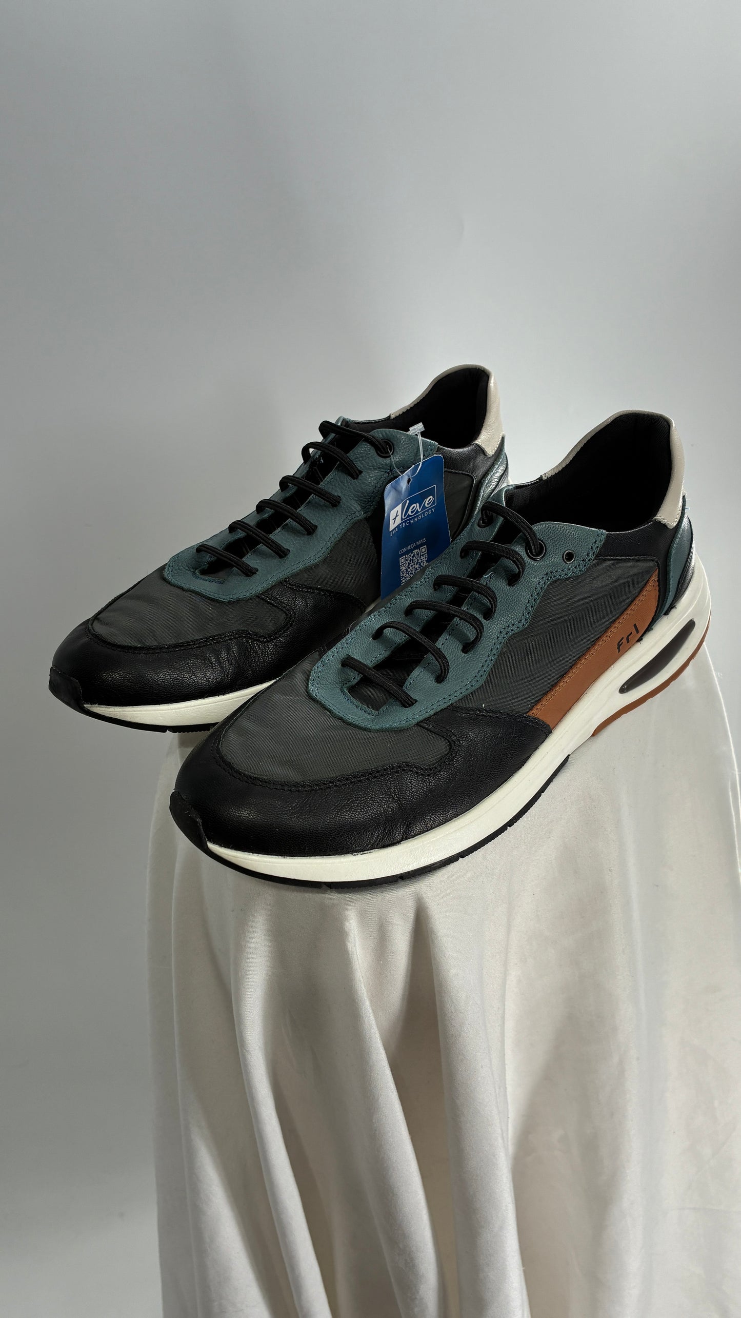 FERRICELLI Imported Men’s Light Weight Sneaker with Tags Attached (10.5)