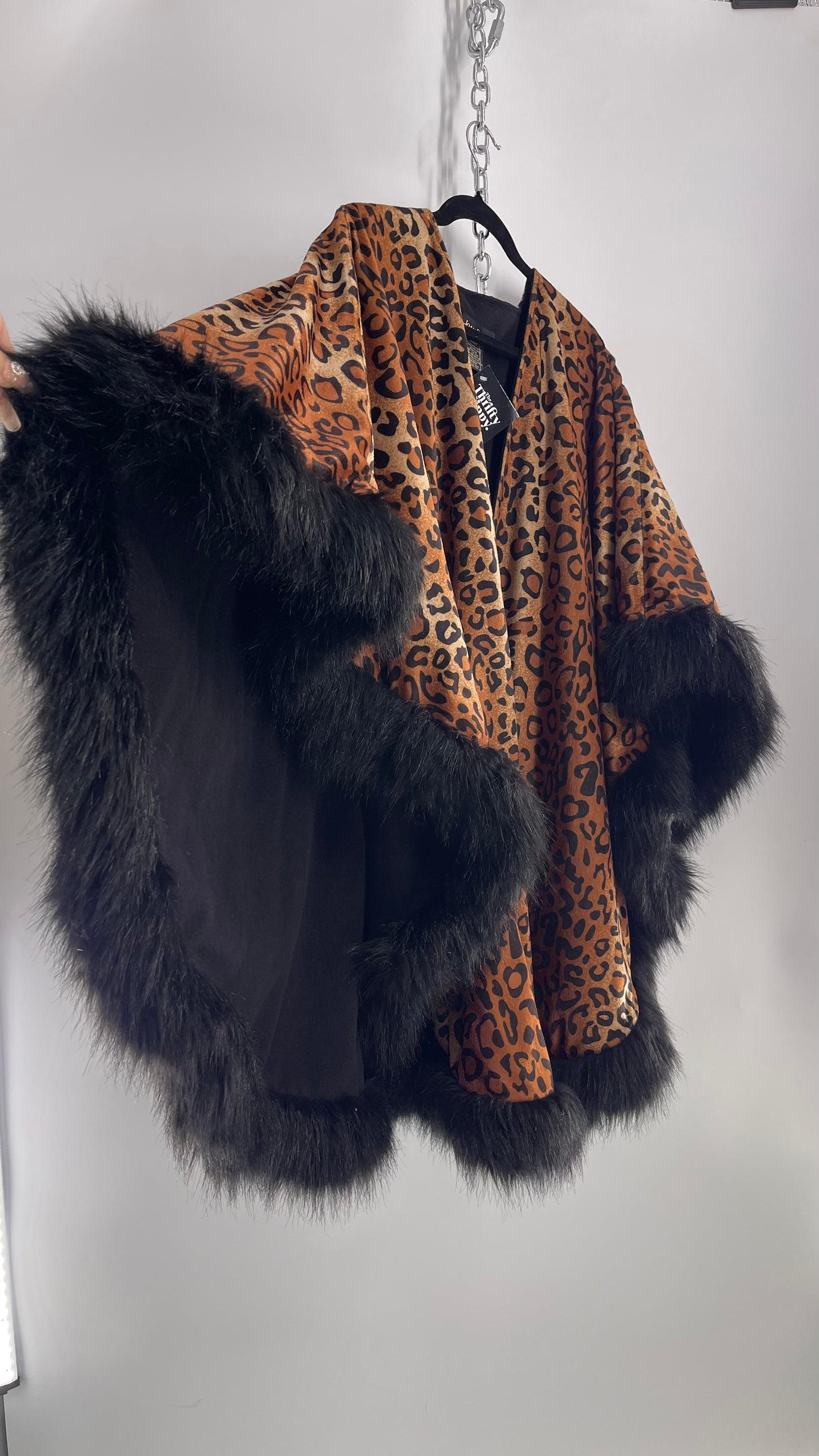 Joann Rivers Faux Fur Trim Reversible Black and Cheetah Thick Heavy Duty Cape (C)(One Size)