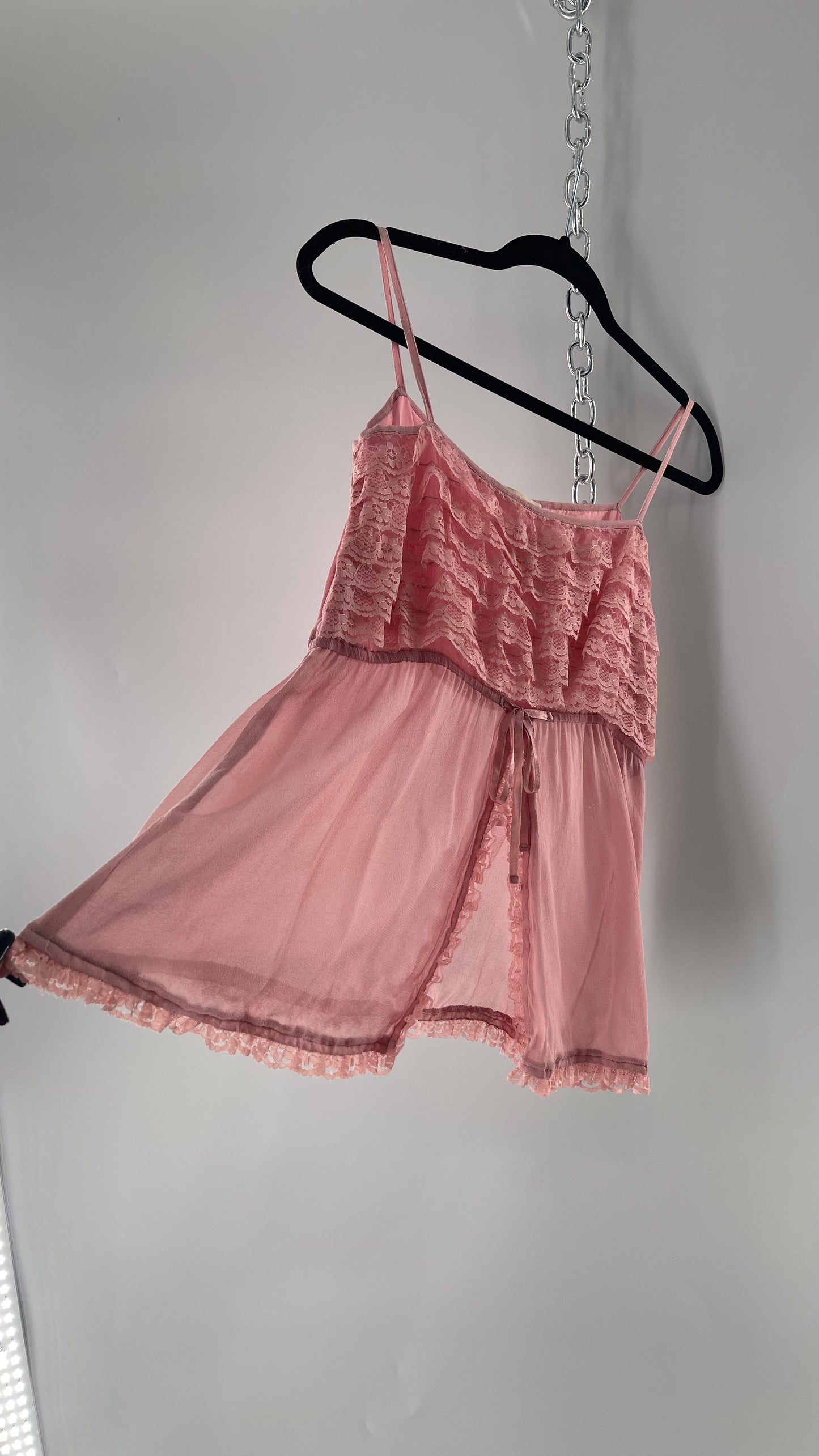 Andrew & Co NYC Deadstock Vintage Ruffled Lace Pink Tank with Bow Detail and Vented Bodice (S/M)