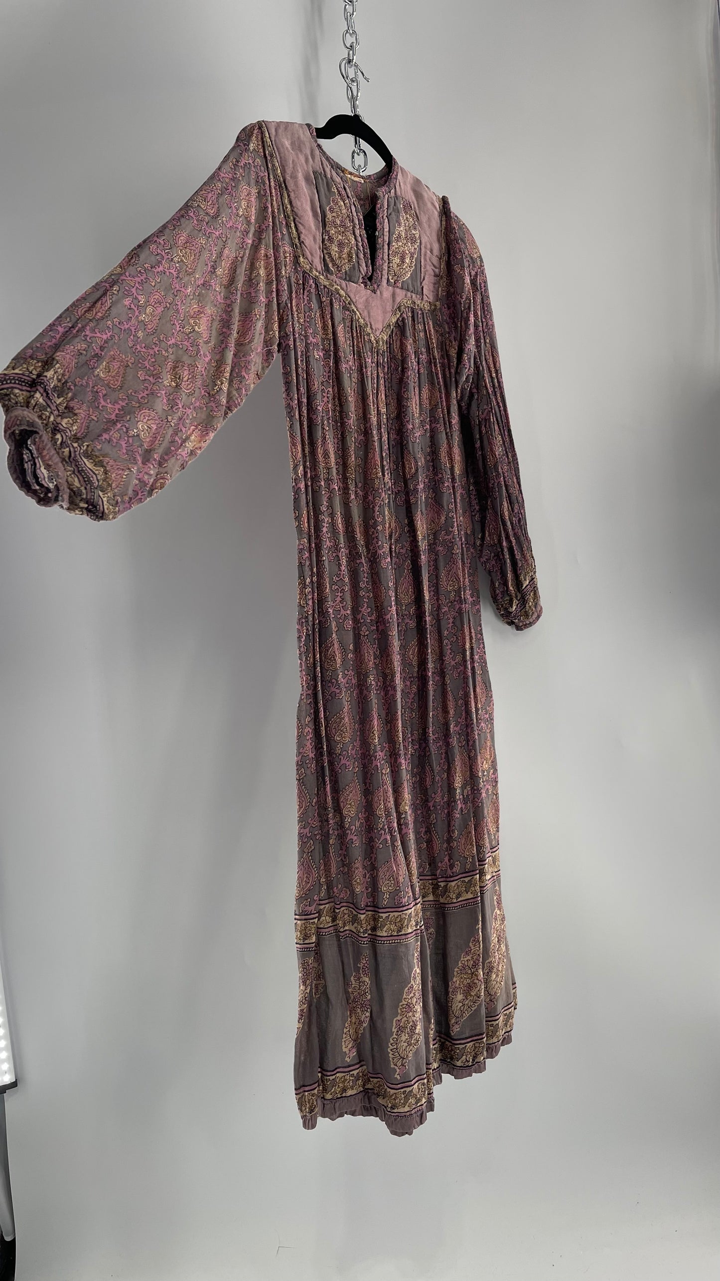 Vintage 1970s Handmade Dusty Purple Full Length Dress with Paisley Pattern and Quilted Neckline (Small)