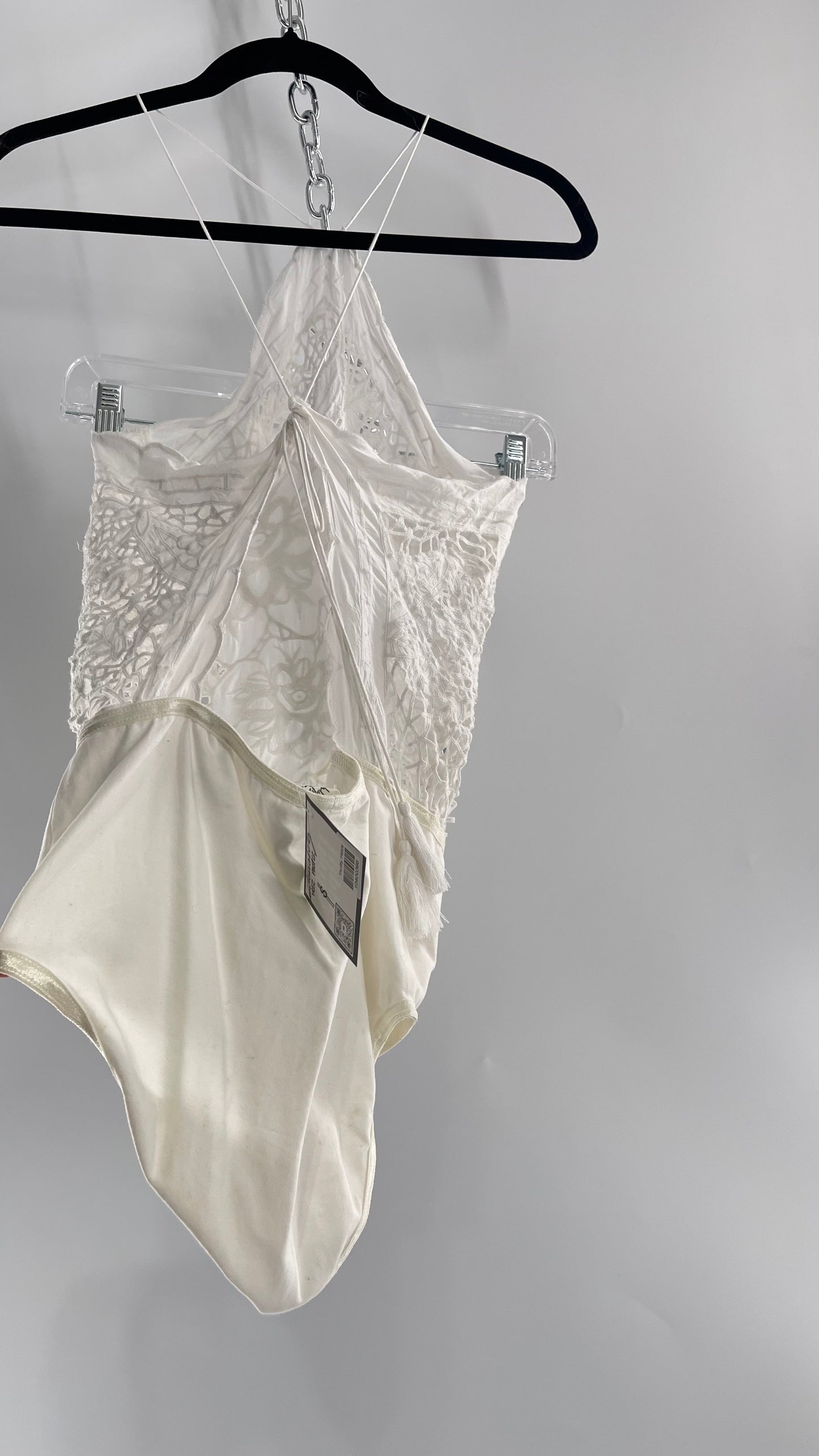 Intimately Free People White Eyelet Lace Open Back Bodysuit (Medium)