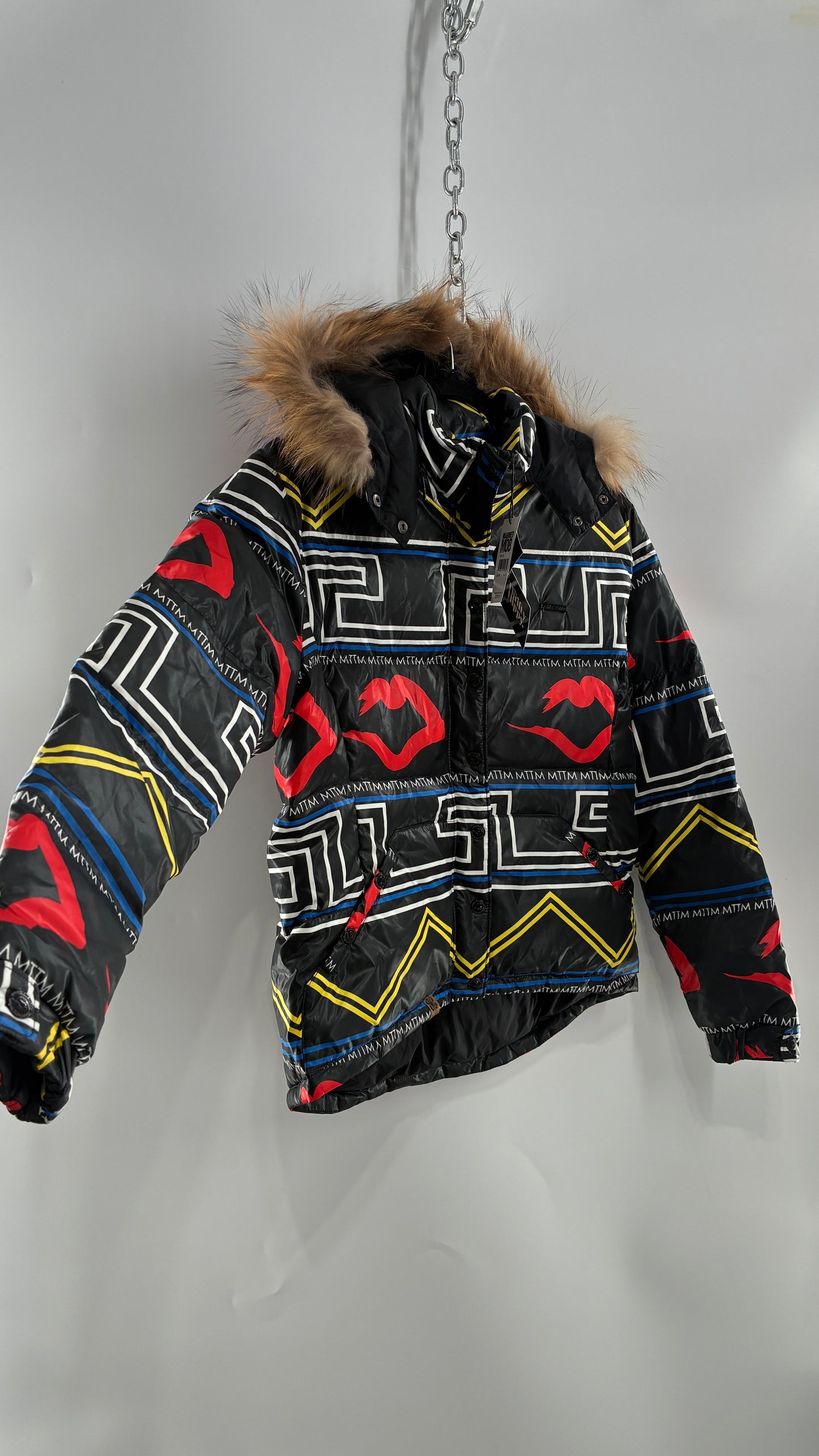 Vintage MARRIED TO THE MOB Graphic Puffer Jacket (Medium)