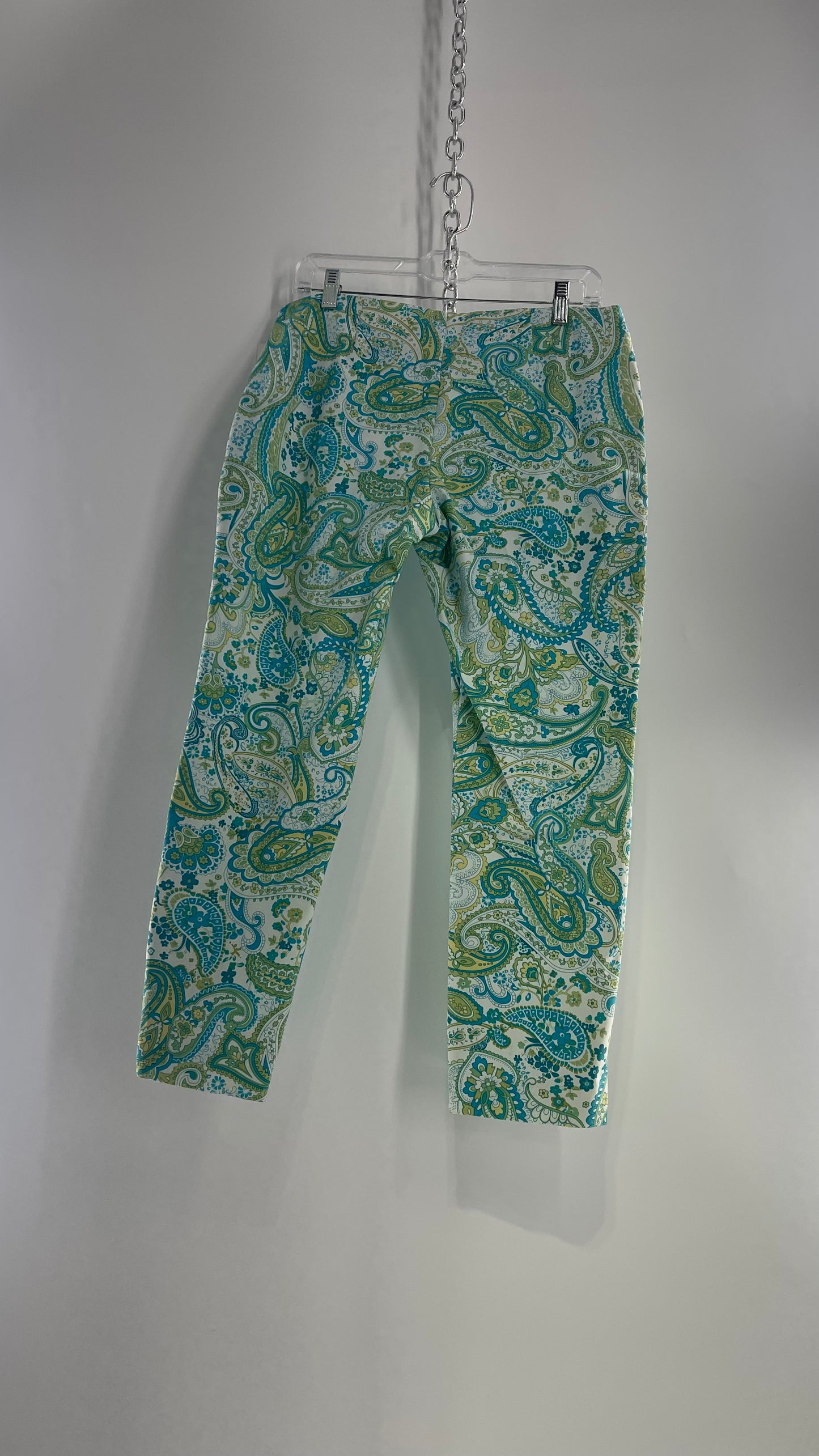 VINTAGE WOMYN Blue Green Paisley Patterned 1990s Capris with Tags Attached (12)