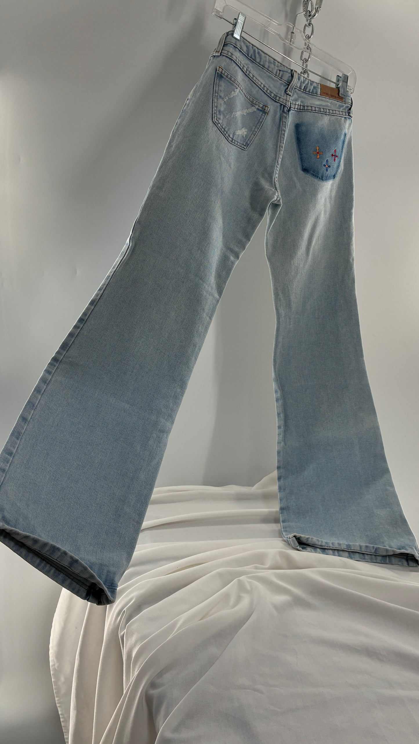 Vintage SAWARY Light Wash Brazilian Jeans with Fade and Embroidered Details (38)