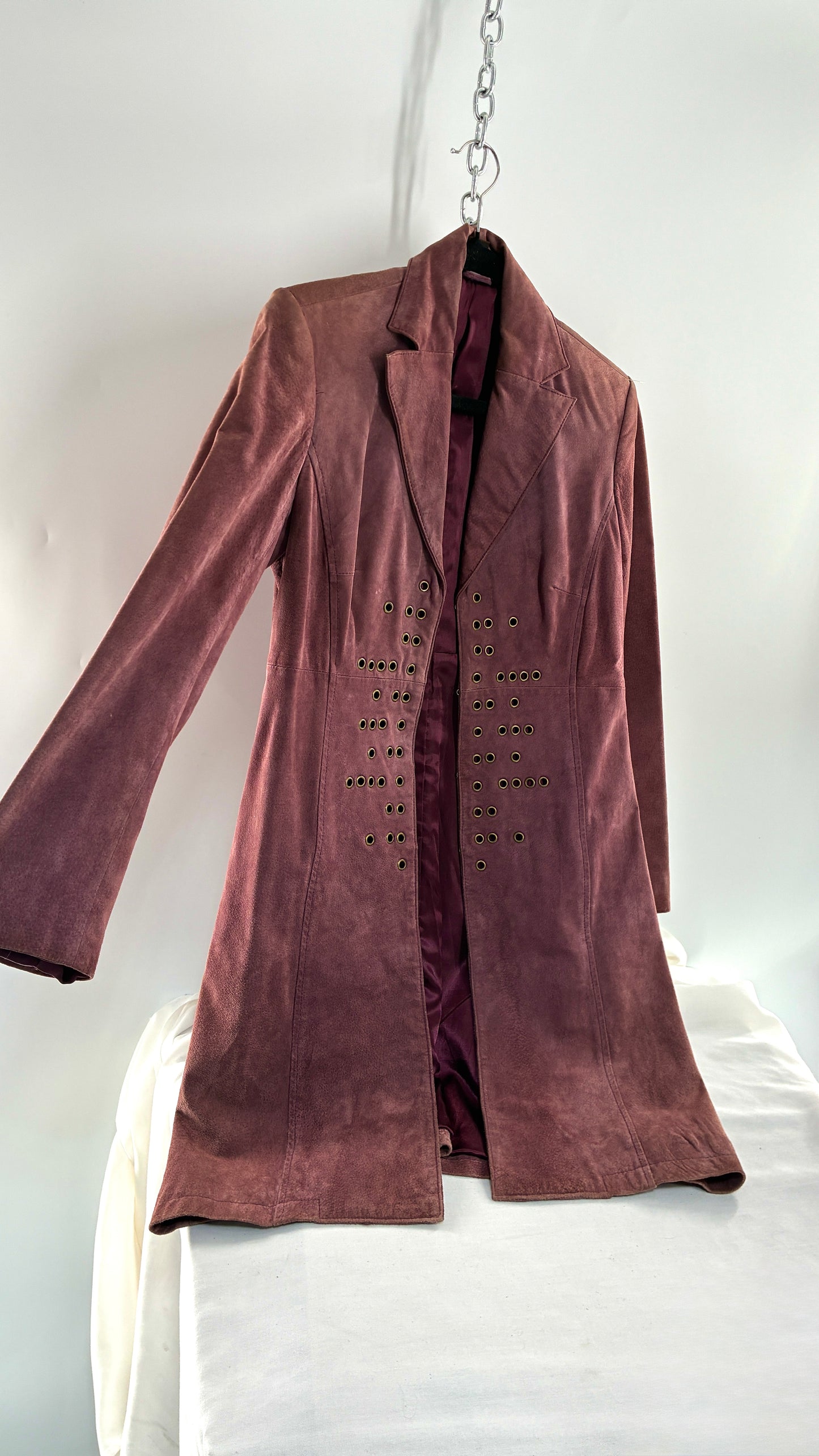 Vintage BANDOLINO Genuine Suede Dusty Mauve Coat with Gold Grommet Detailing (Small)
