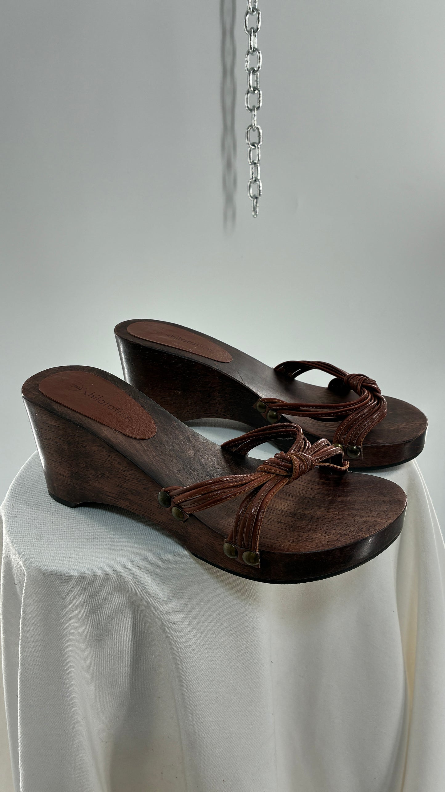 Vintage Wooden Heel with Brown Thong Strappy Detail (9)