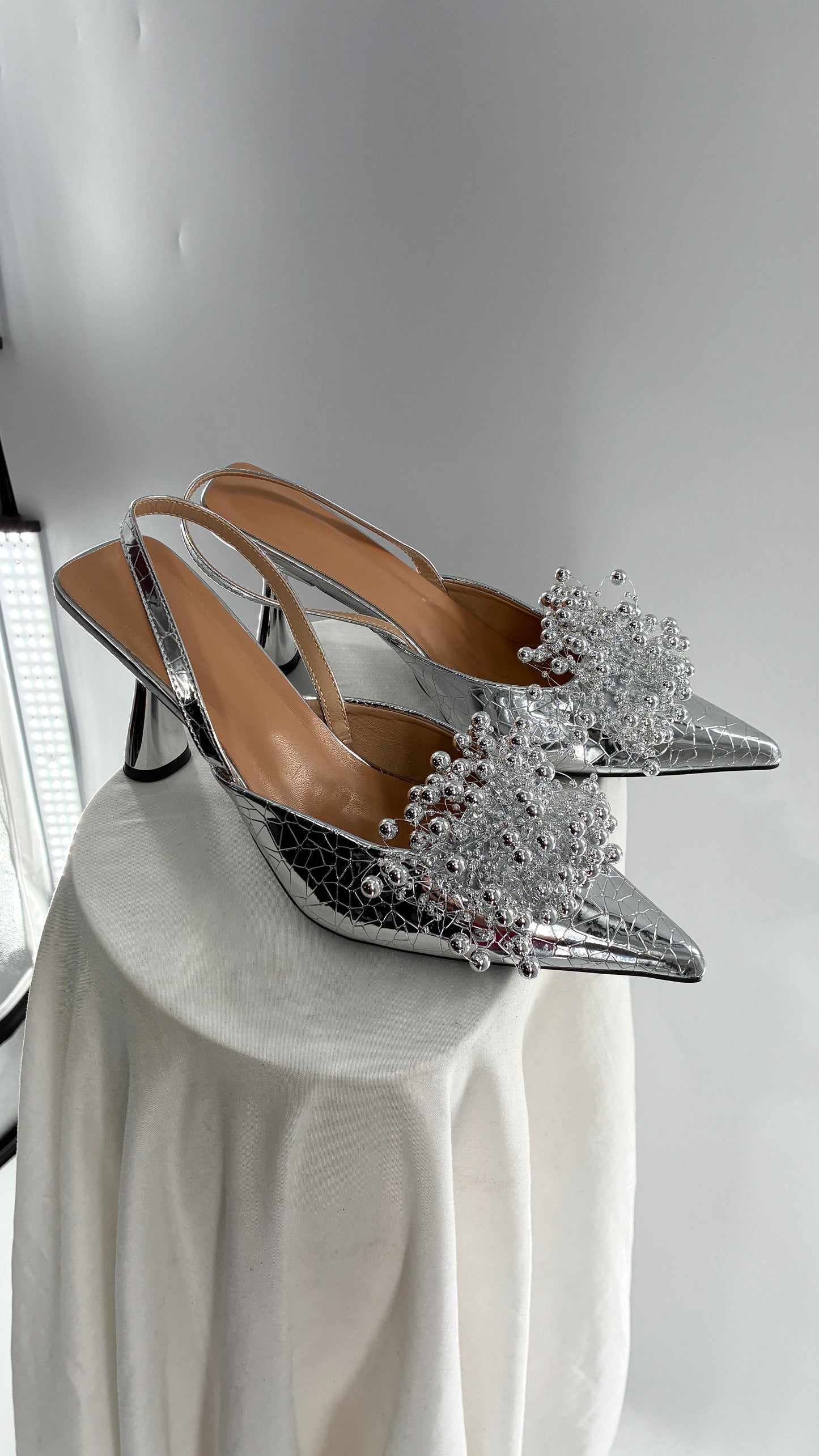 Chrome Silver Pointed Toe Slingback Kitten Heels with Abstract Detail (42)