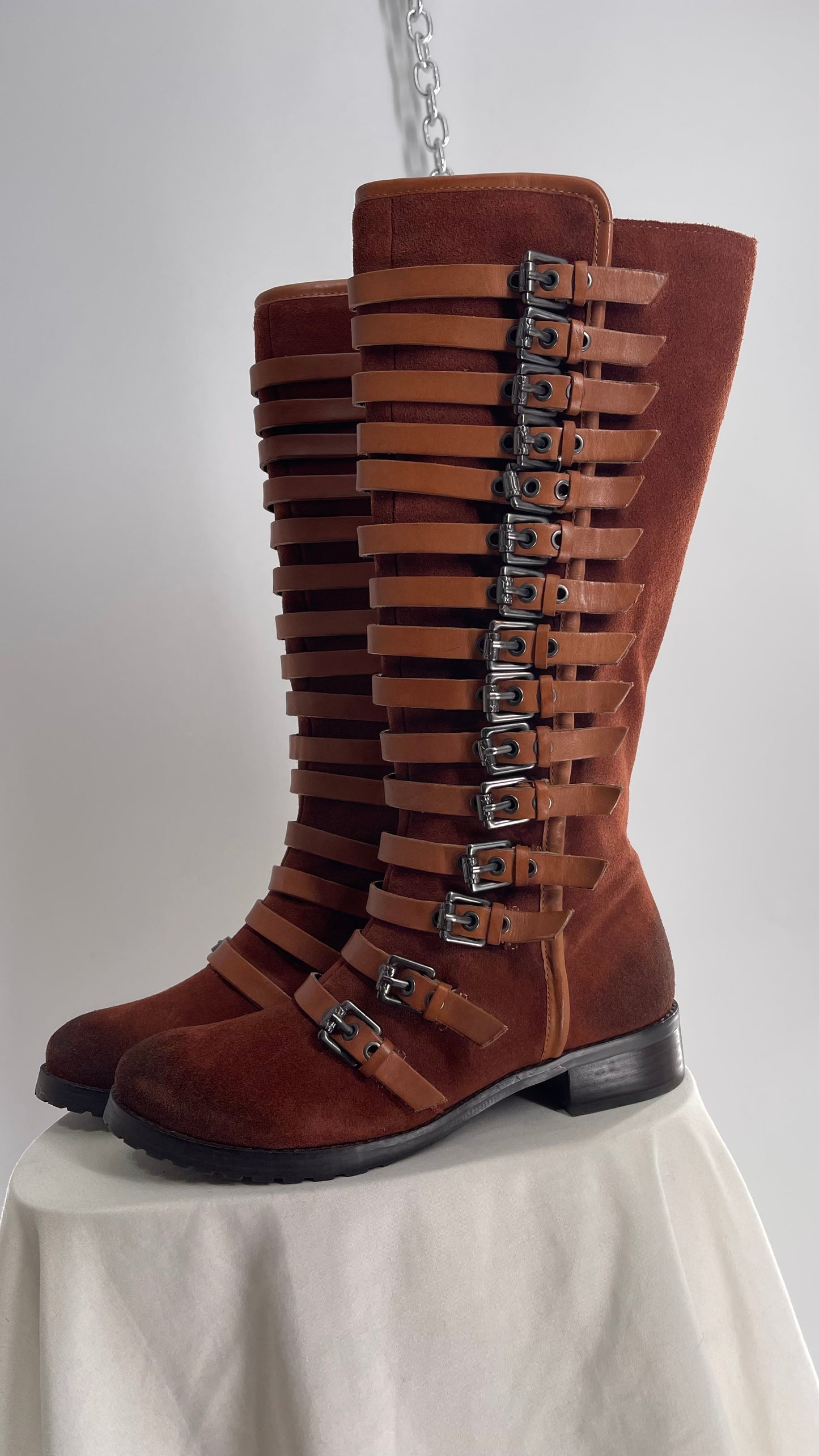 Deadstock Vintage LUXURY REBEL Suede Leather Buckle Boots (36)