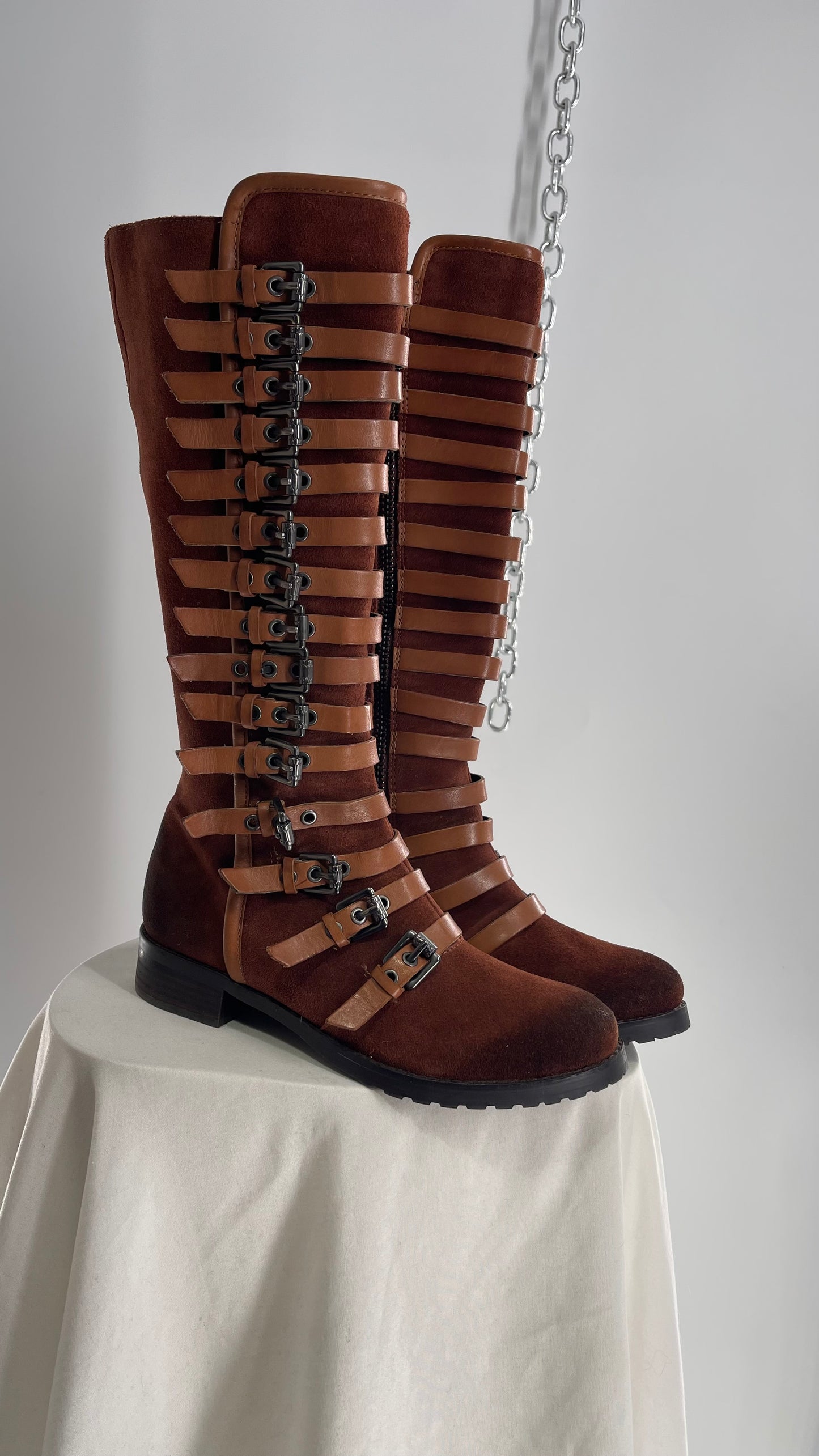 Deadstock Vintage LUXURY REBEL Suede Leather Buckle Boots (36)