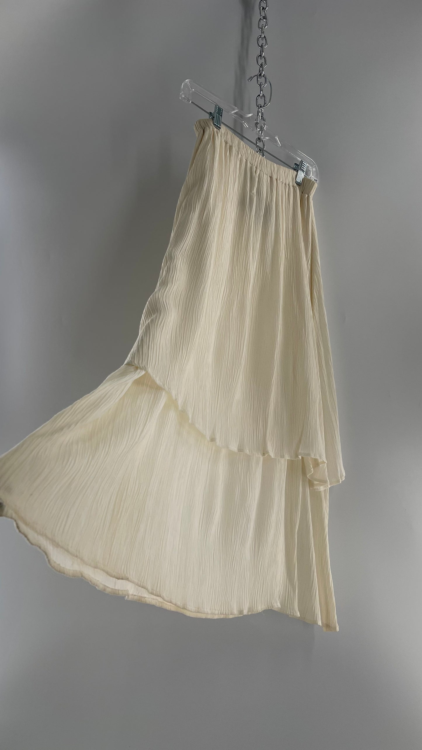Vintage Barbara Lesser for Felicity Crimped Layered/Tiered Off White Skirt (M)