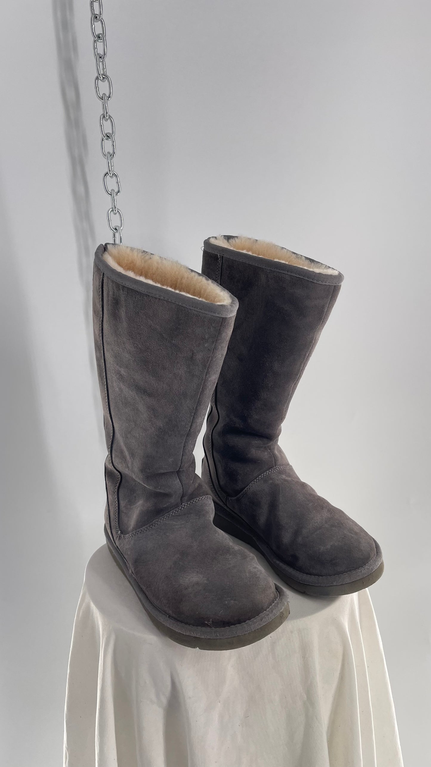 UGG Knightsbridge Tall Sheepskin Grey Suede Leather Fur Lined Boots (8)