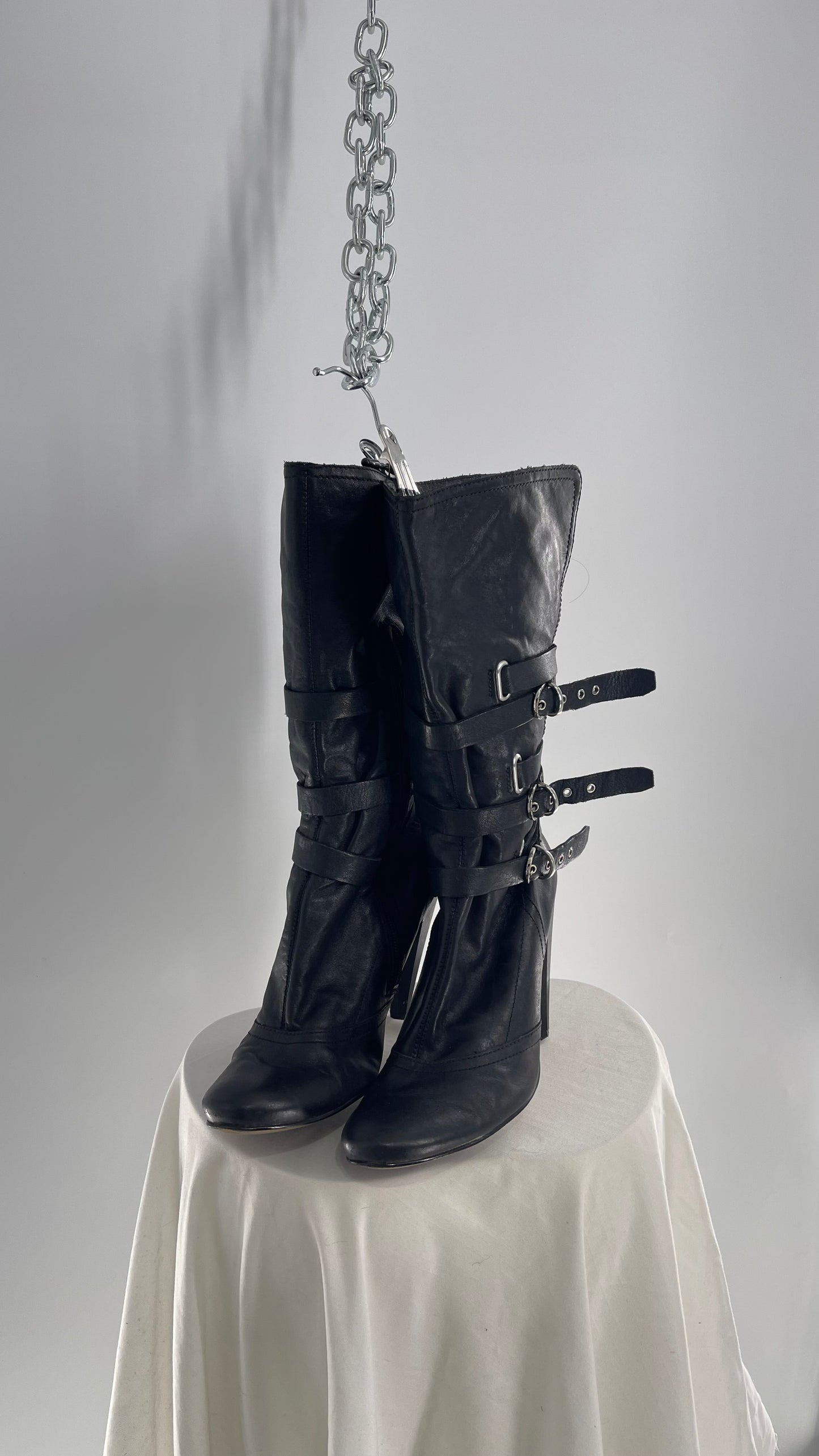 Vintage Black Leather Round Toe Knee High Boot Heel with Multiple Strap/Buckle Details (8.5)