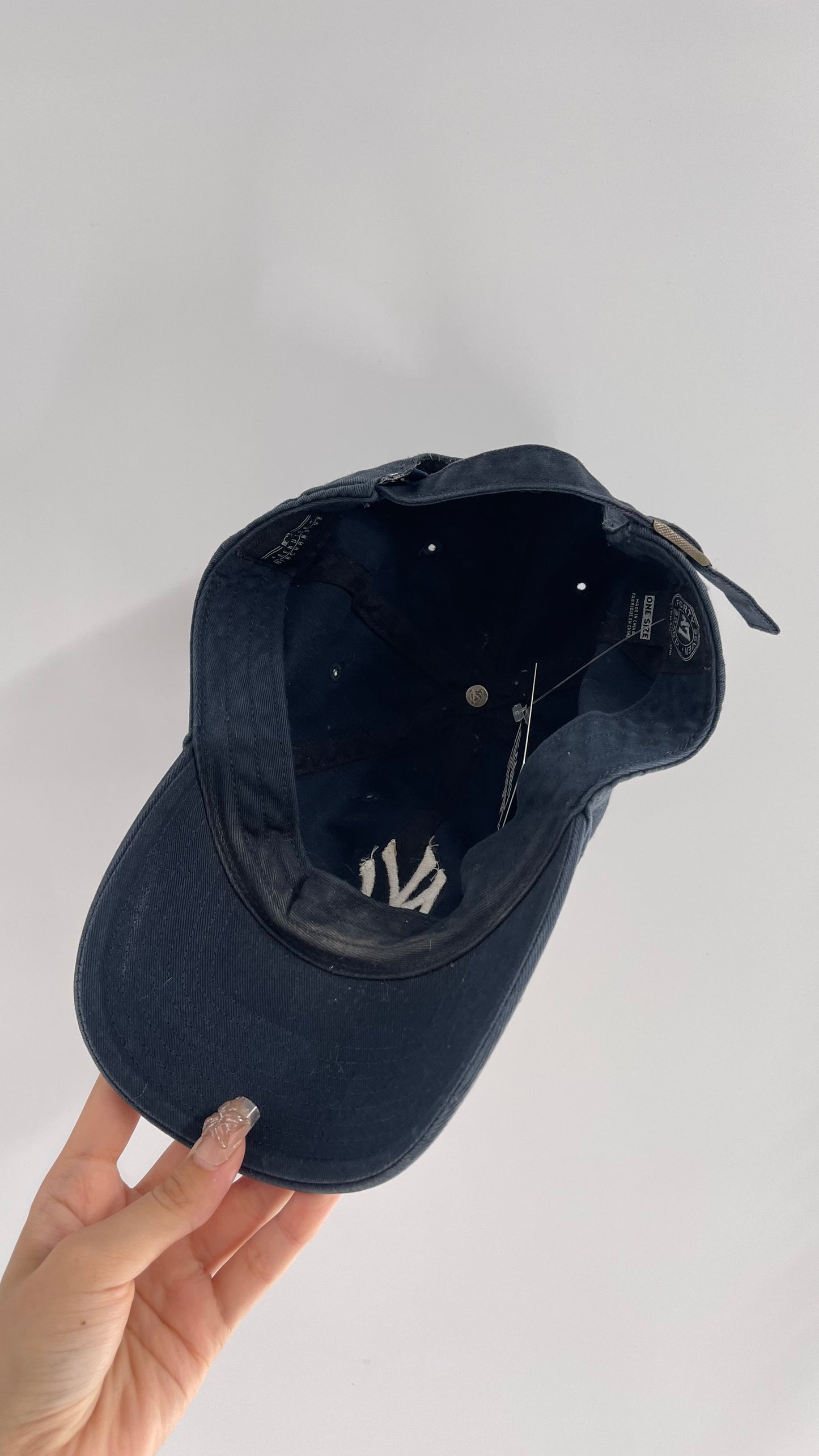 Vintage Yankees Navy Baseball Cap