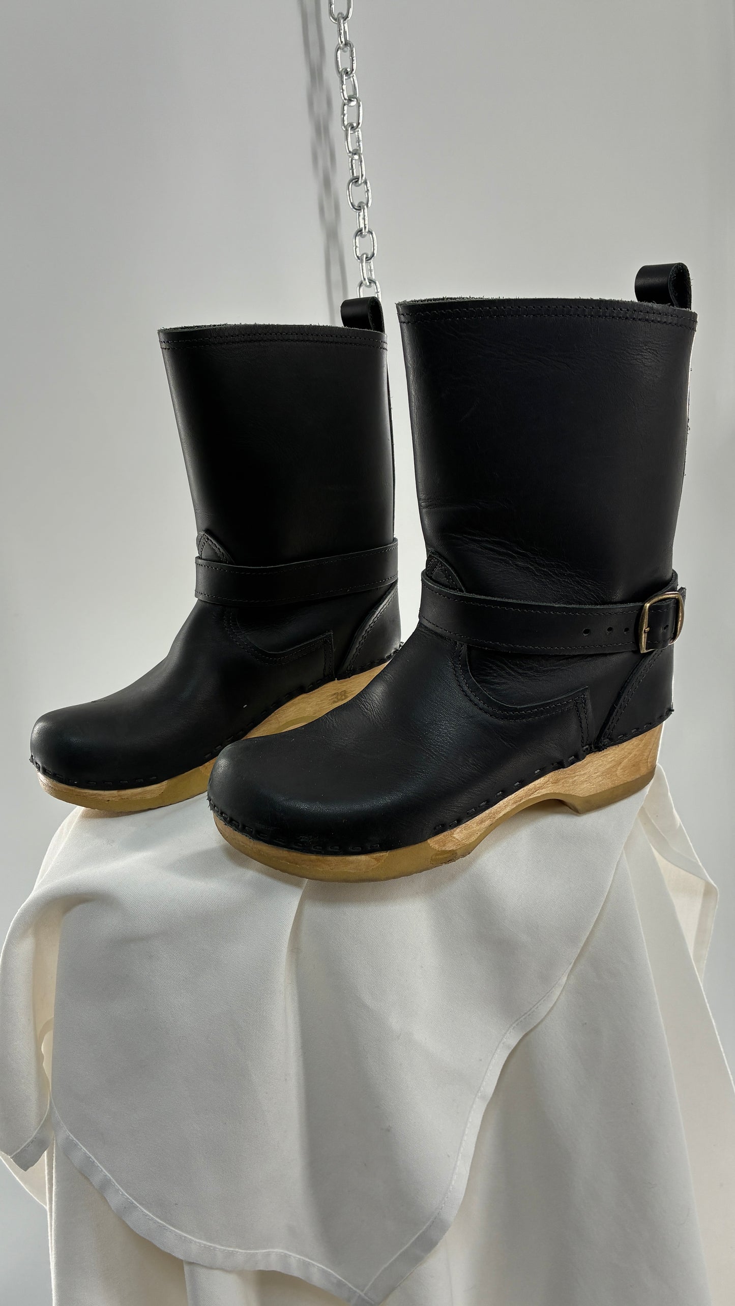Vintage SVEN Swedish Thick Leather Black Clog Boots with Wooden Sole (38)