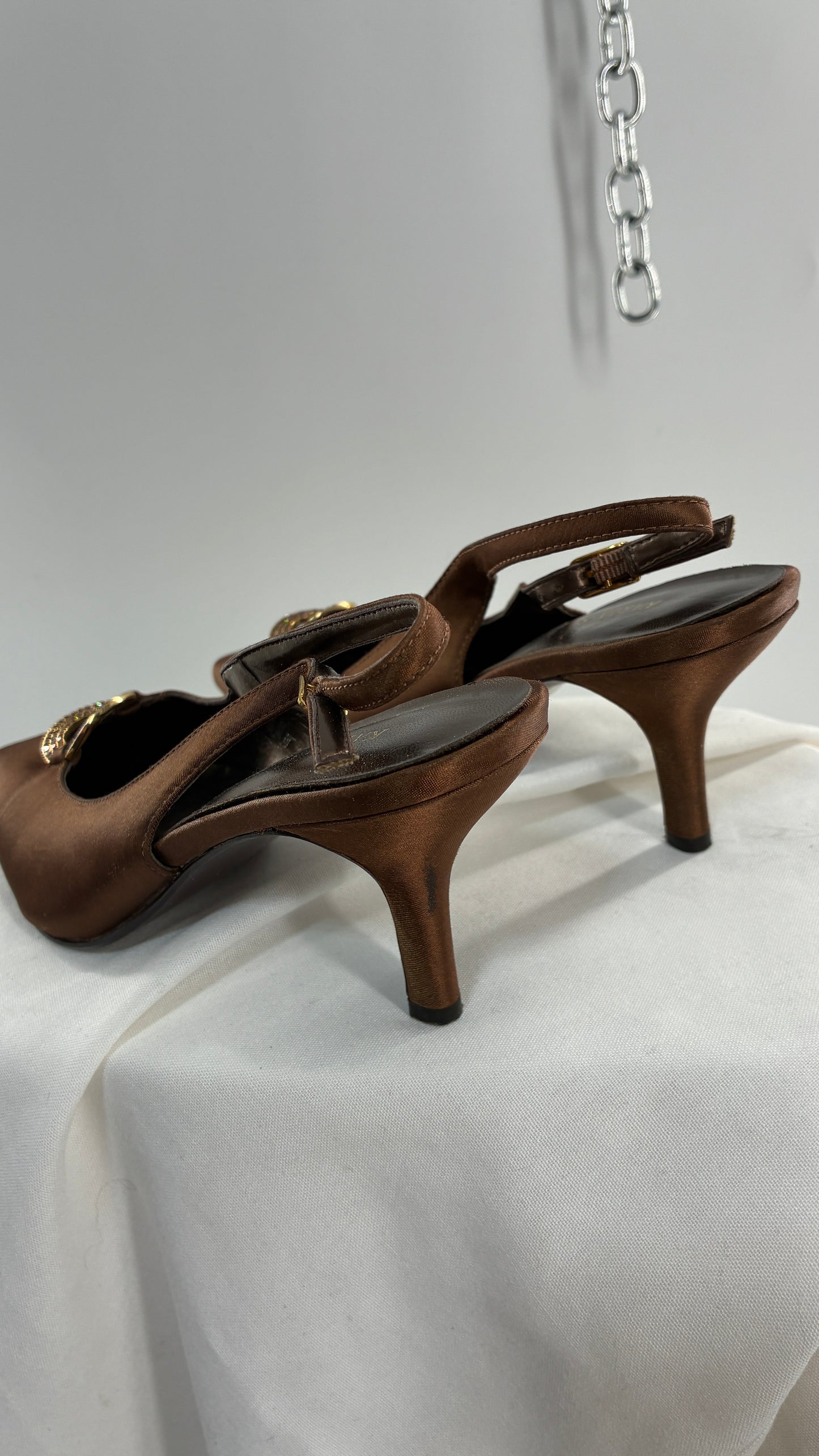 Vintage 1990s Karen Scott Satin Pointed Toe Kitten Heel (7.5)