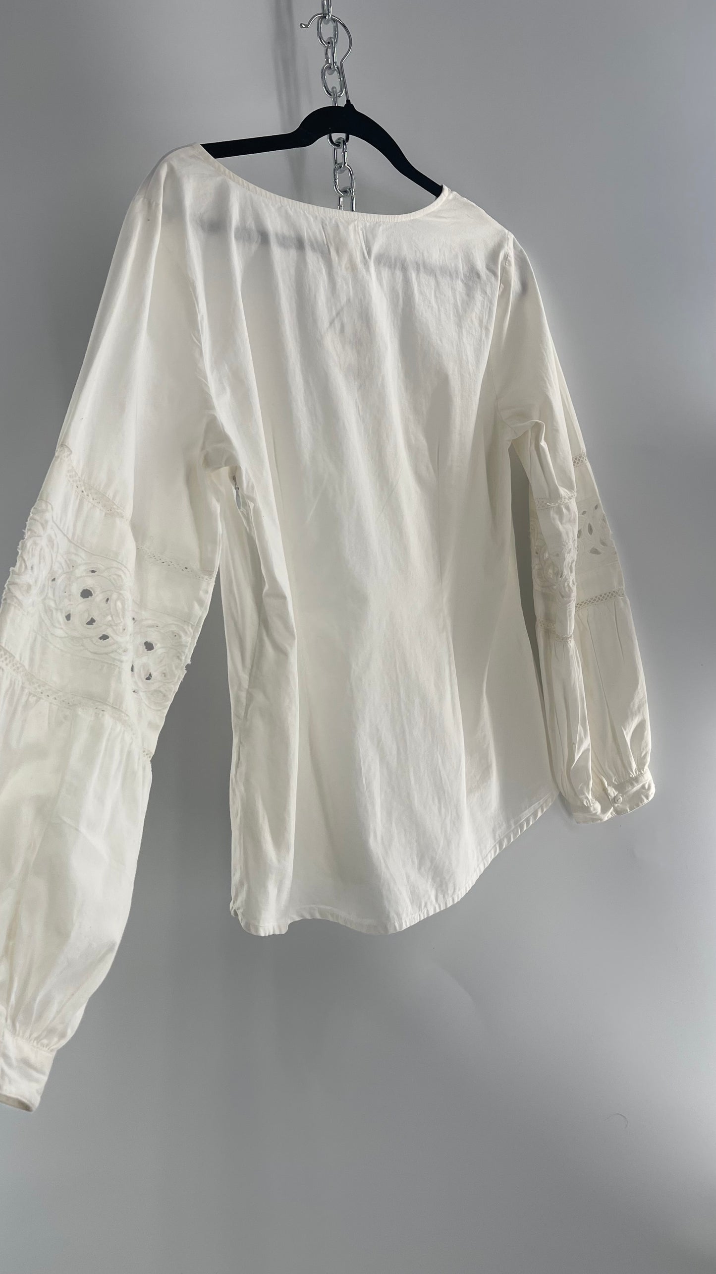 Maeve Anthropologie White 100% Cotton Blouse with Balloon Sleeves, Eyelet Lace, and Armpit Zipper (12)