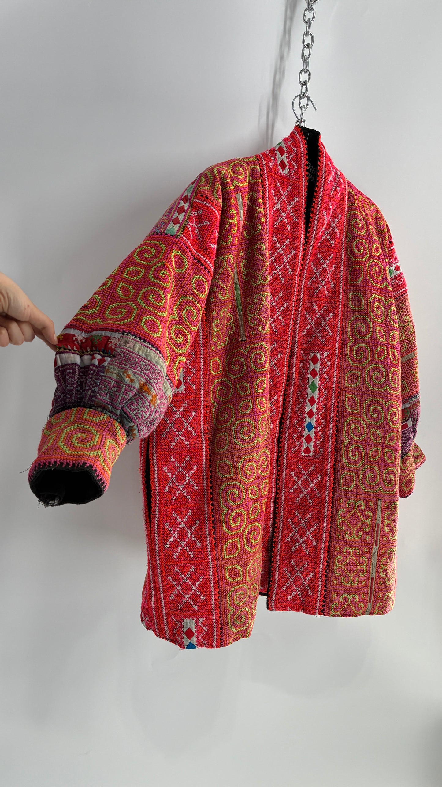 One Size Neon Pink Fully Embroidered and Quilted Reversible Puff Sleeve Coat (Large)