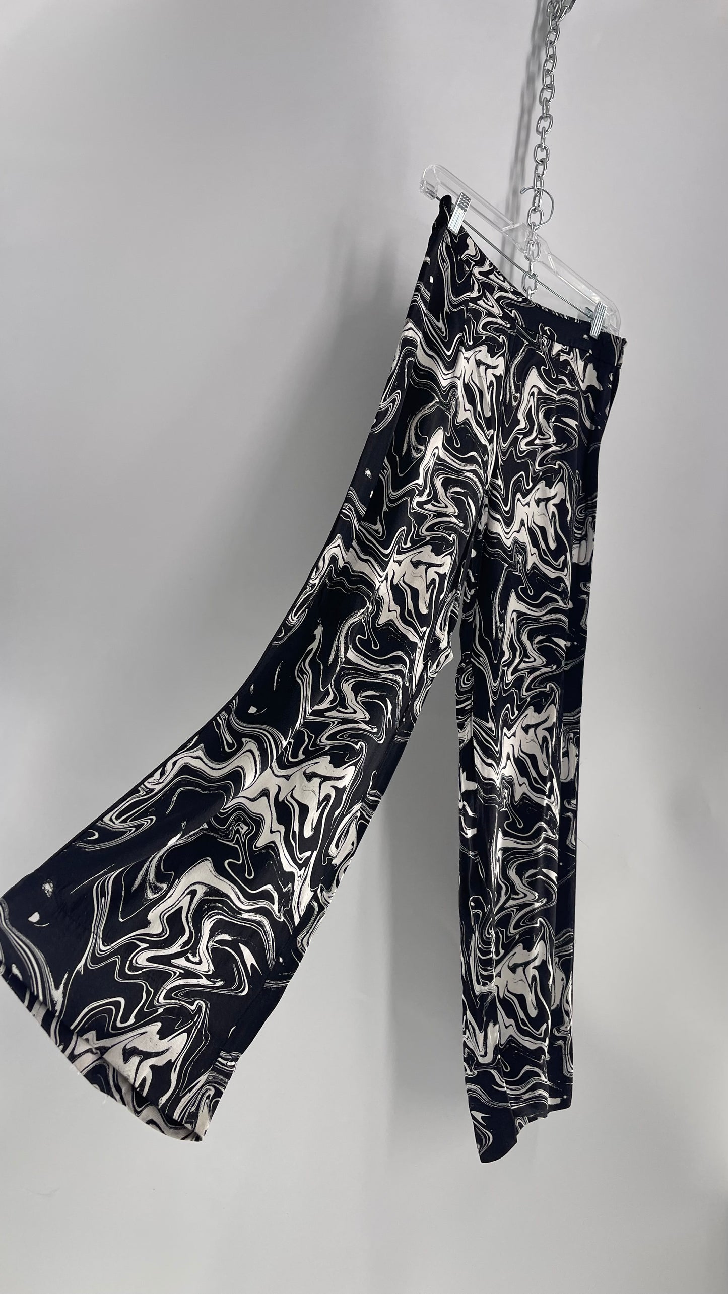 JUST Marble Washed Black\White Silky Flared Trouser (4?)