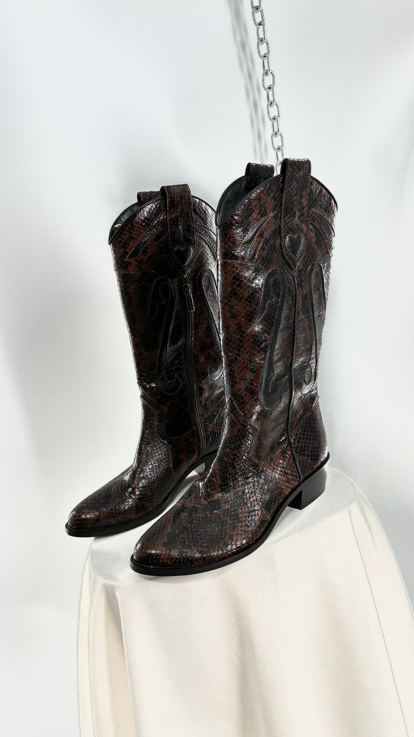 Vintage LABLANC Snakeskin Cowboy Boots with Hearts Made in Italy (36)