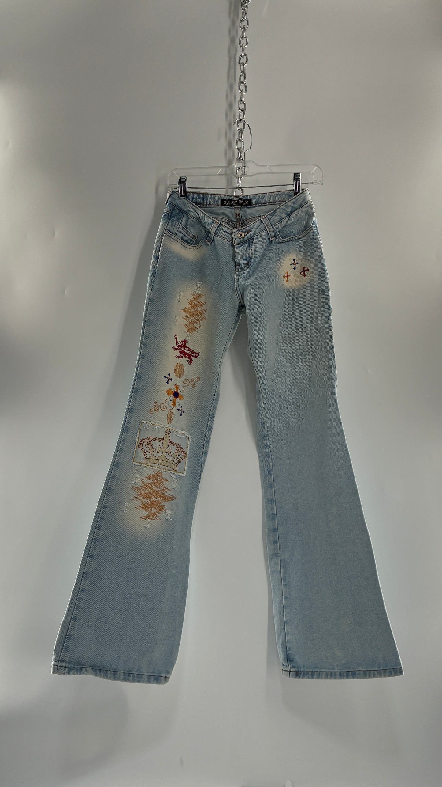 Vintage SAWARY Light Wash Brazilian Jeans with Fade and Embroidered Details (38)