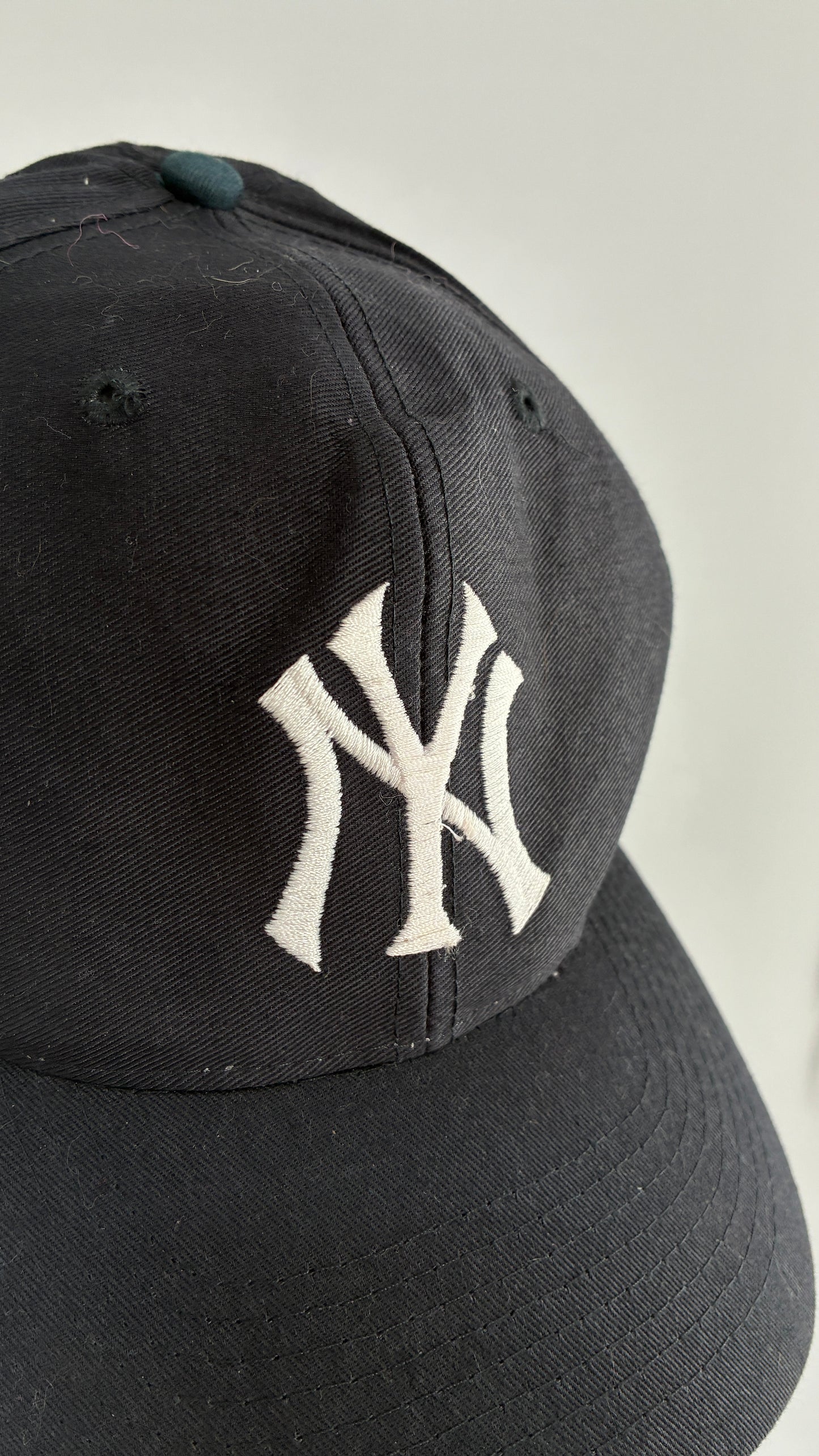 Vintage YANKEES Genuine Merchandise Baseball Hat
