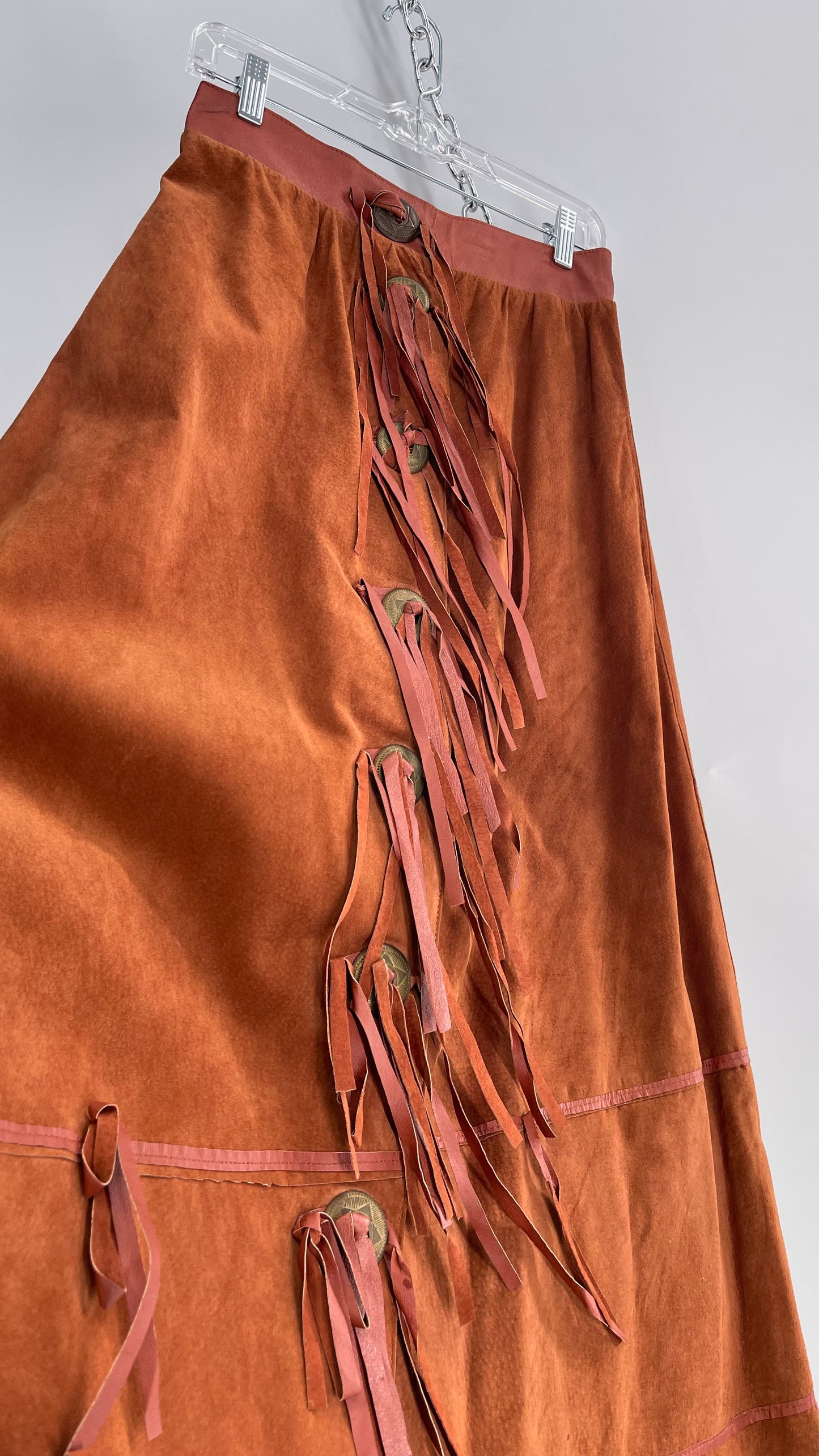 Vintage Toffs 1970s Burnt Orange Cognac Suede Leather Skirt with Tassels/Fringe and Oversized Metal Buttons (10)