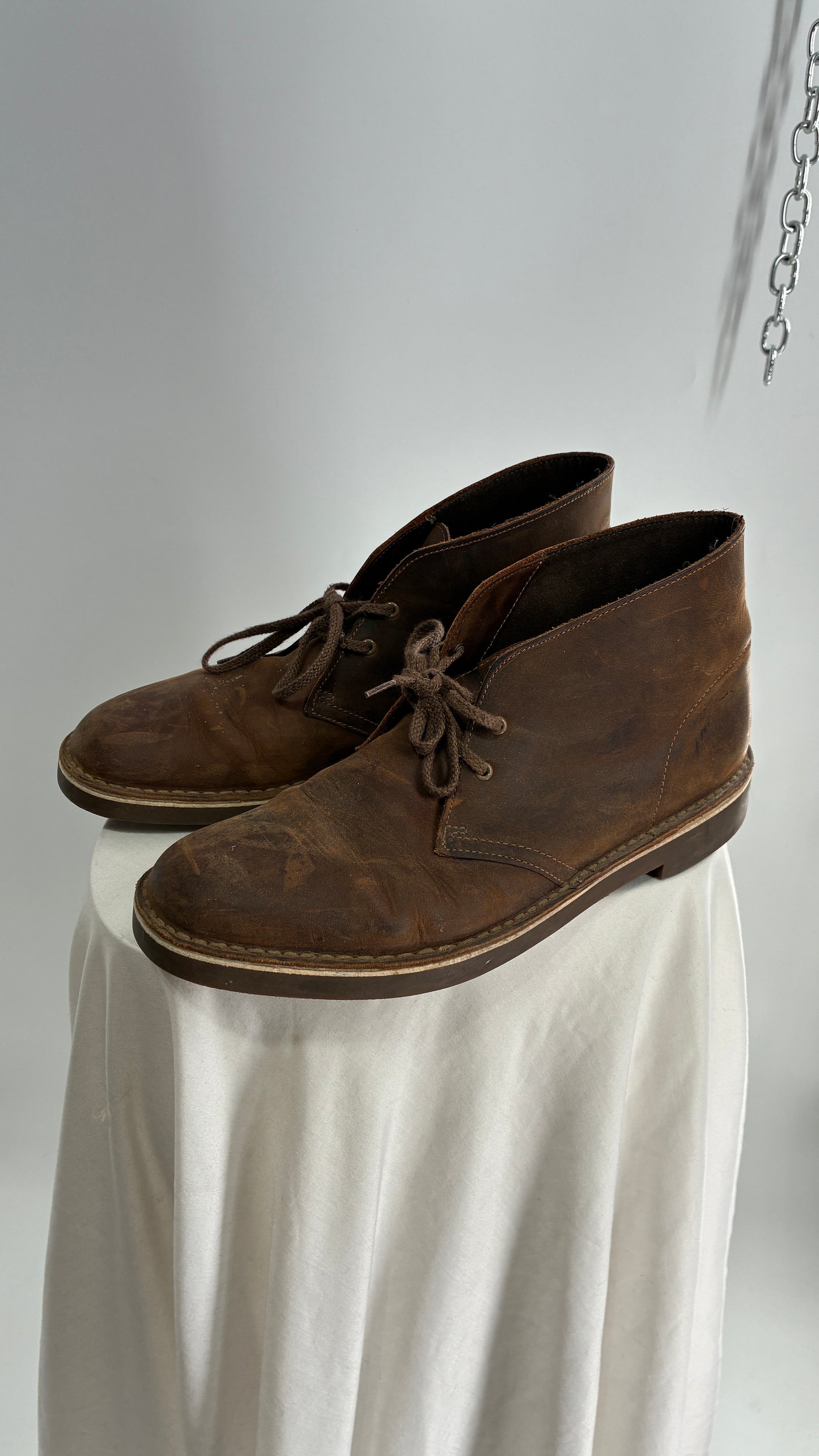 CLARKS Brown Leather Men’s Bushacre Chukka Boots (10.5)