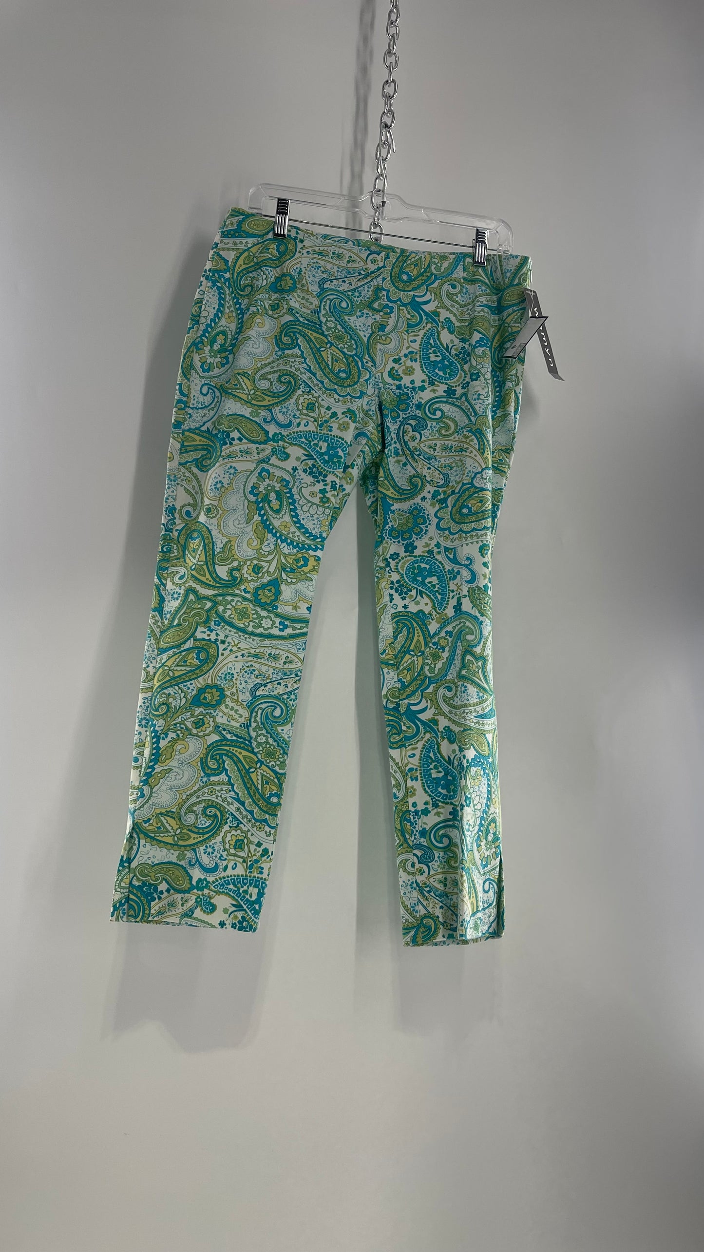 VINTAGE WOMYN Blue Green Paisley Patterned 1990s Capris with Tags Attached (14)