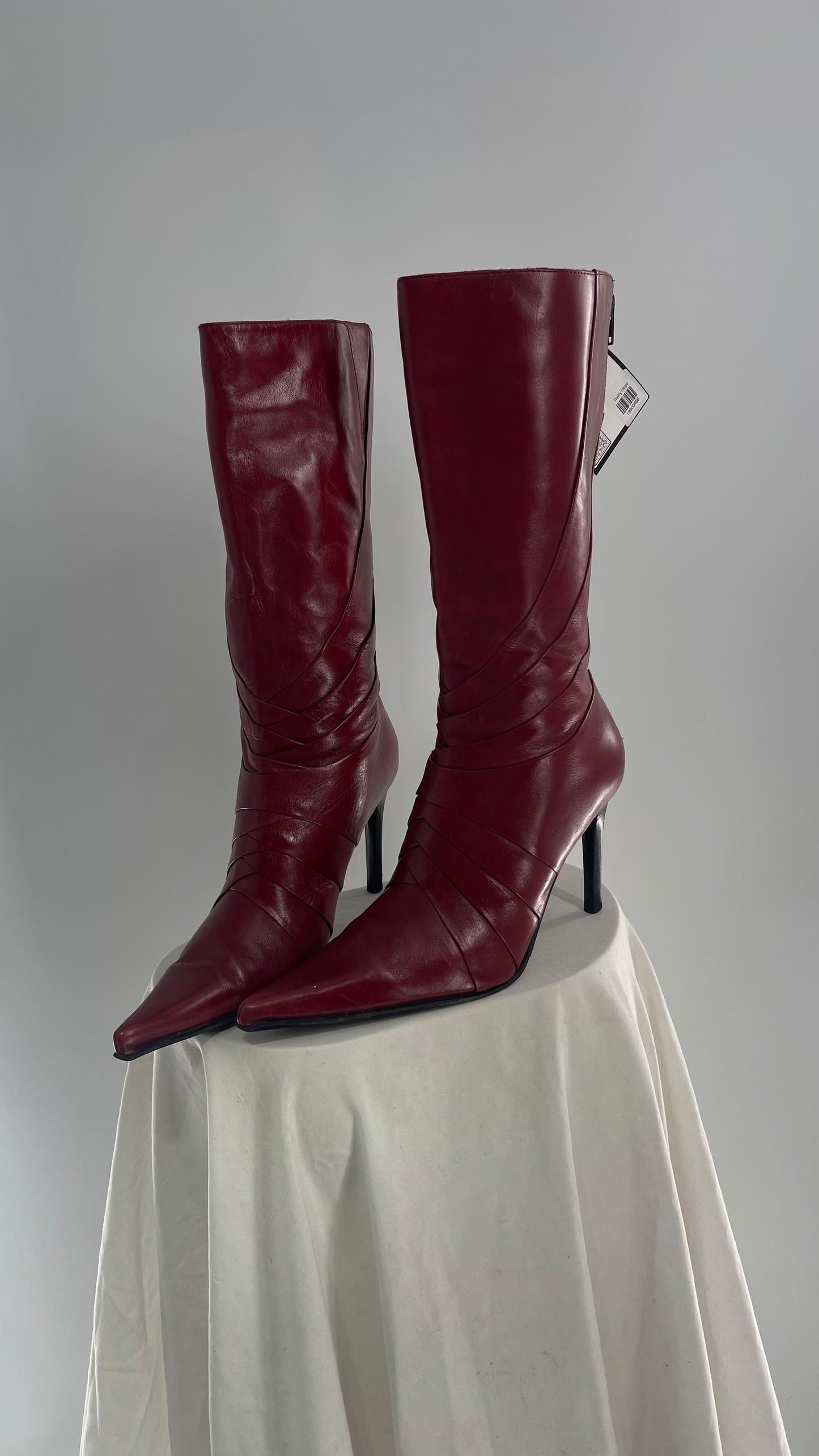 Vintage ALDO Cherry Red Pleated Pointed Toe Knee High Heeled Boots (38)