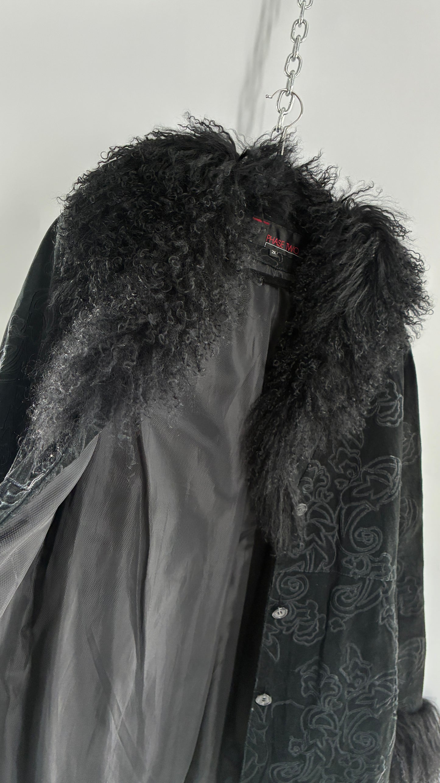 Vintage PHASE TWO Embroidered Black Genuine Suede Leather Coat with Mongolian Fur Collar and Cuffs (XXL)
