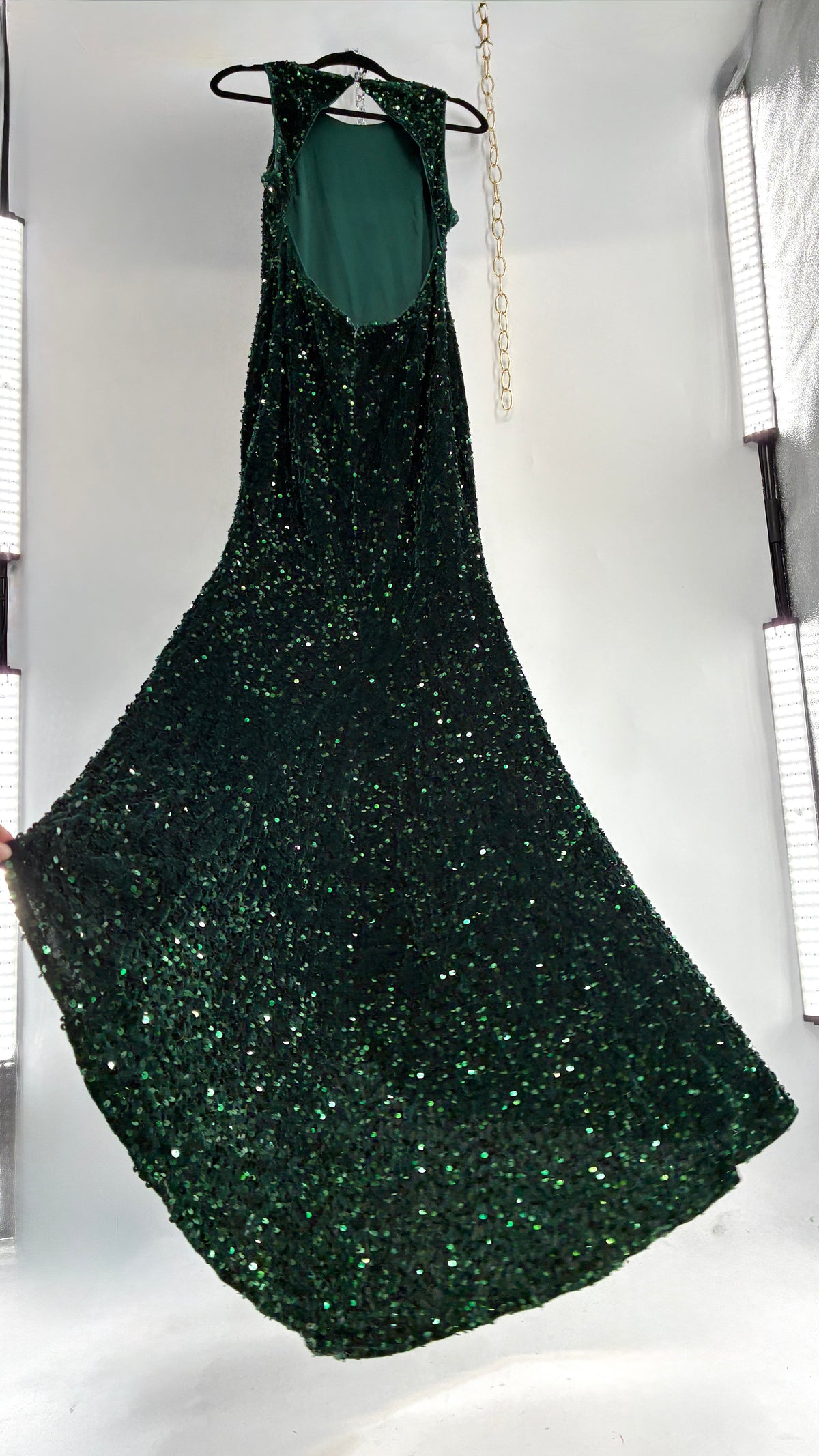 FAERIESTY Elegant Round Neck Sleeveless Sequin Mermaid Dress (XL)