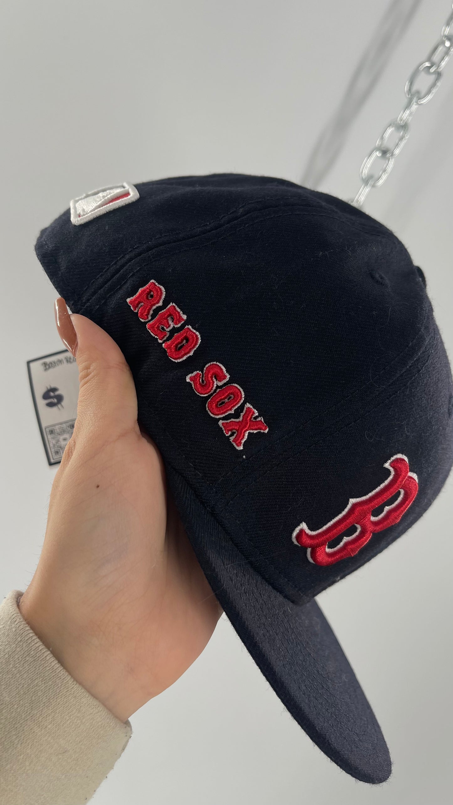 Vintage Embroidered Boston Red Sox Snap Back (7.5)