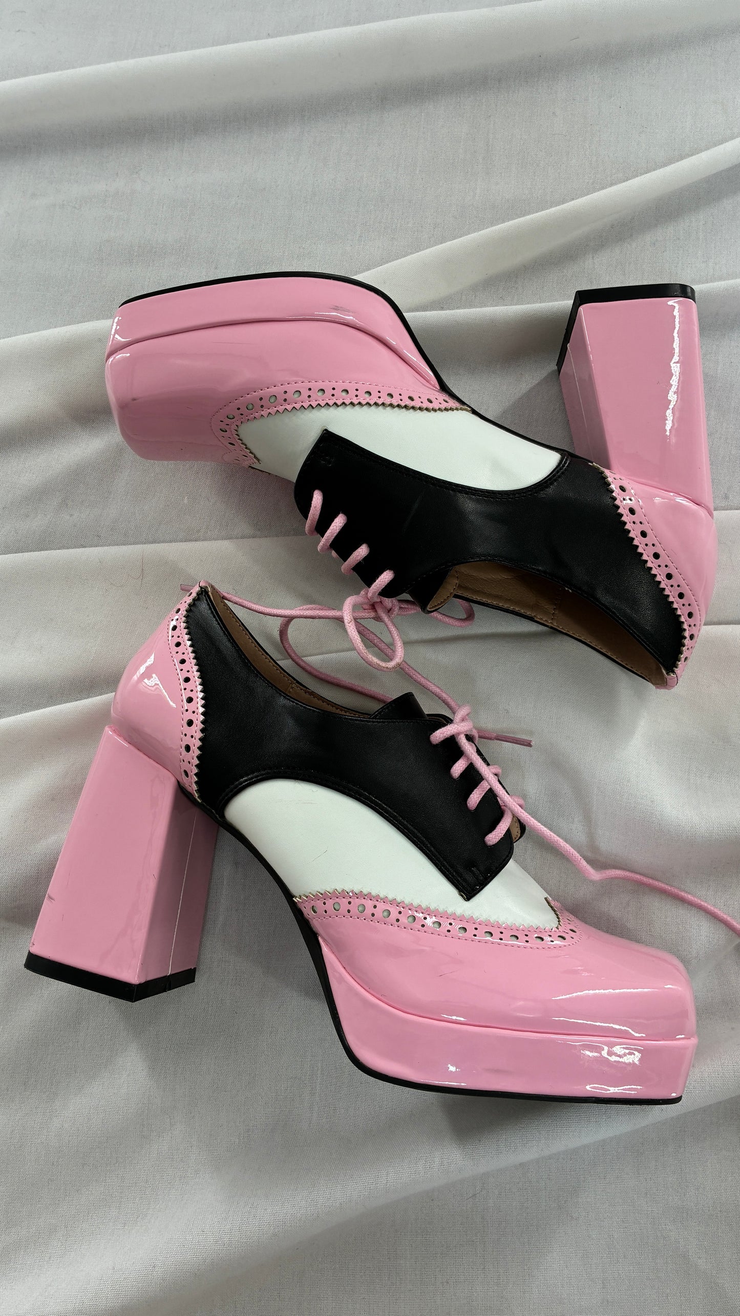 Vintage Pink Oxford Block Heel (7.5)
