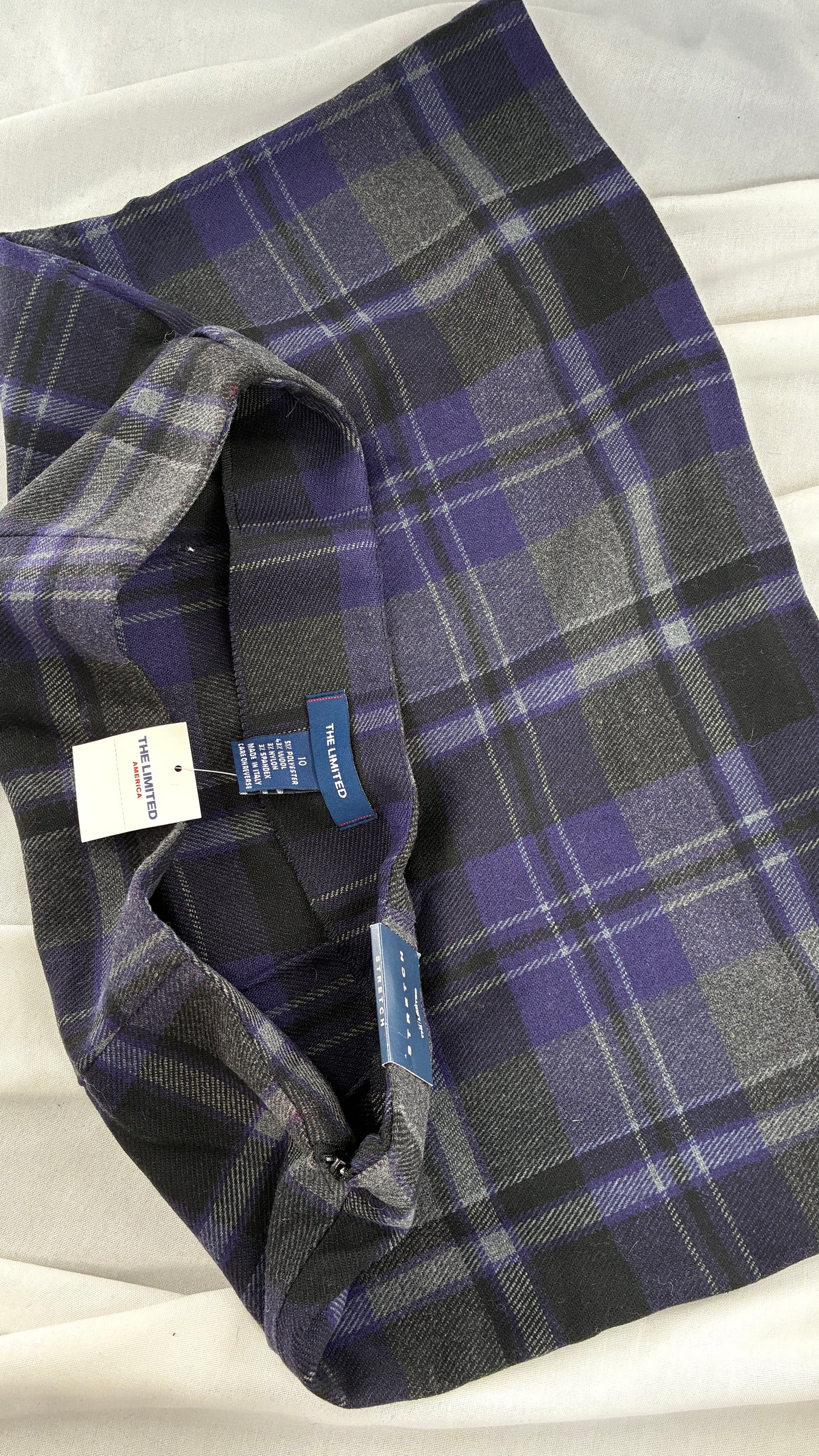 Deadstock Vintage THE LIMITED Japanese 100% Lambswool Purple Cardigan and Plaid Mini Skirt Set (L,10)