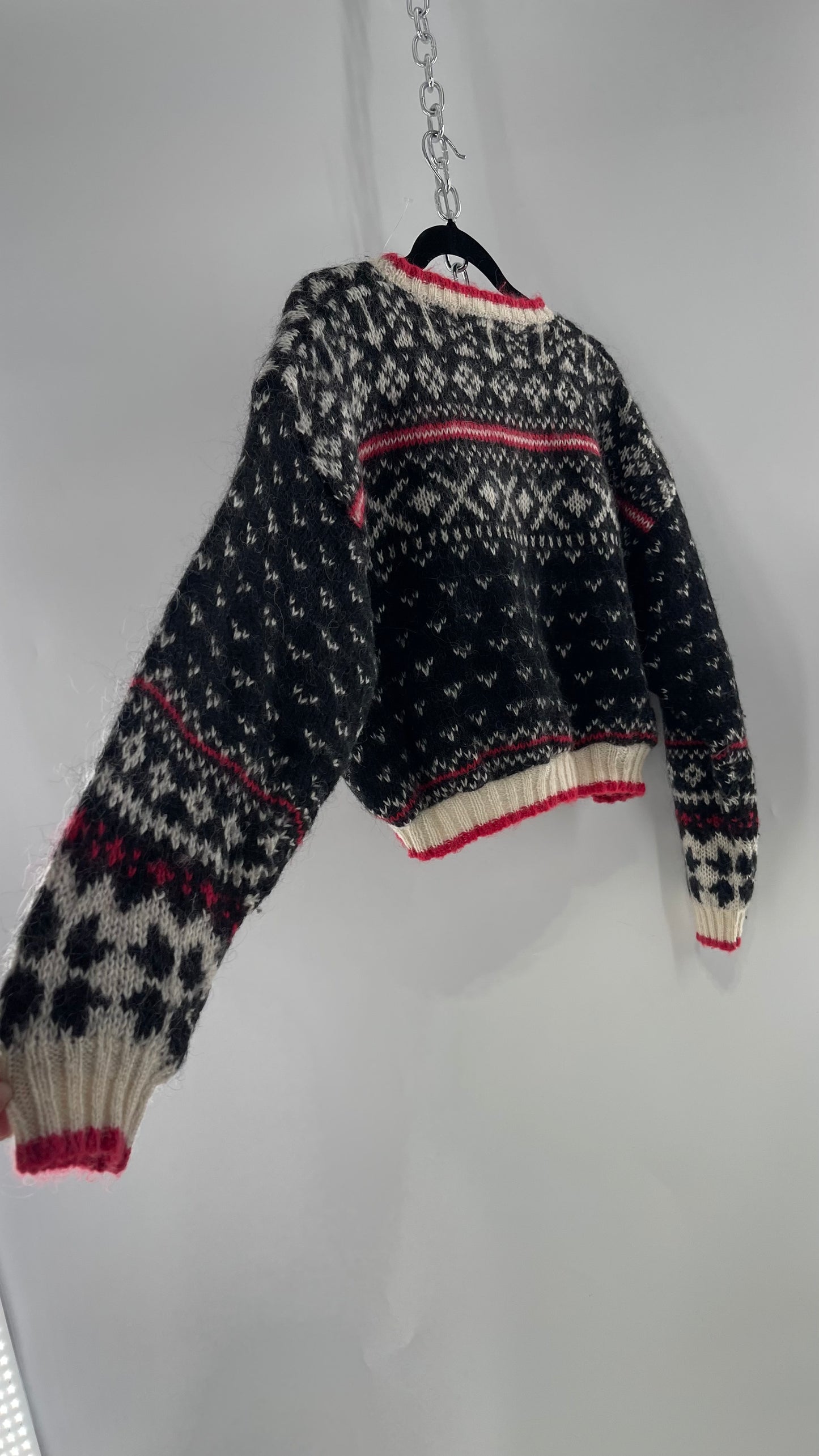 1980s Vintage Wool Black/White/Red Cropped Sweater (Medium)