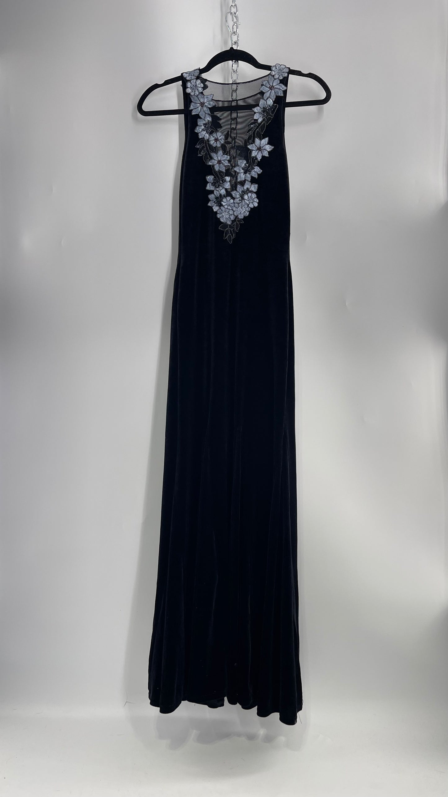 Vintage Jessica McClintock Black Velvet Fit And Flare Gown with Plunging Neckline Covered in Embroidered Beaded Pale Blue Flowers (2)