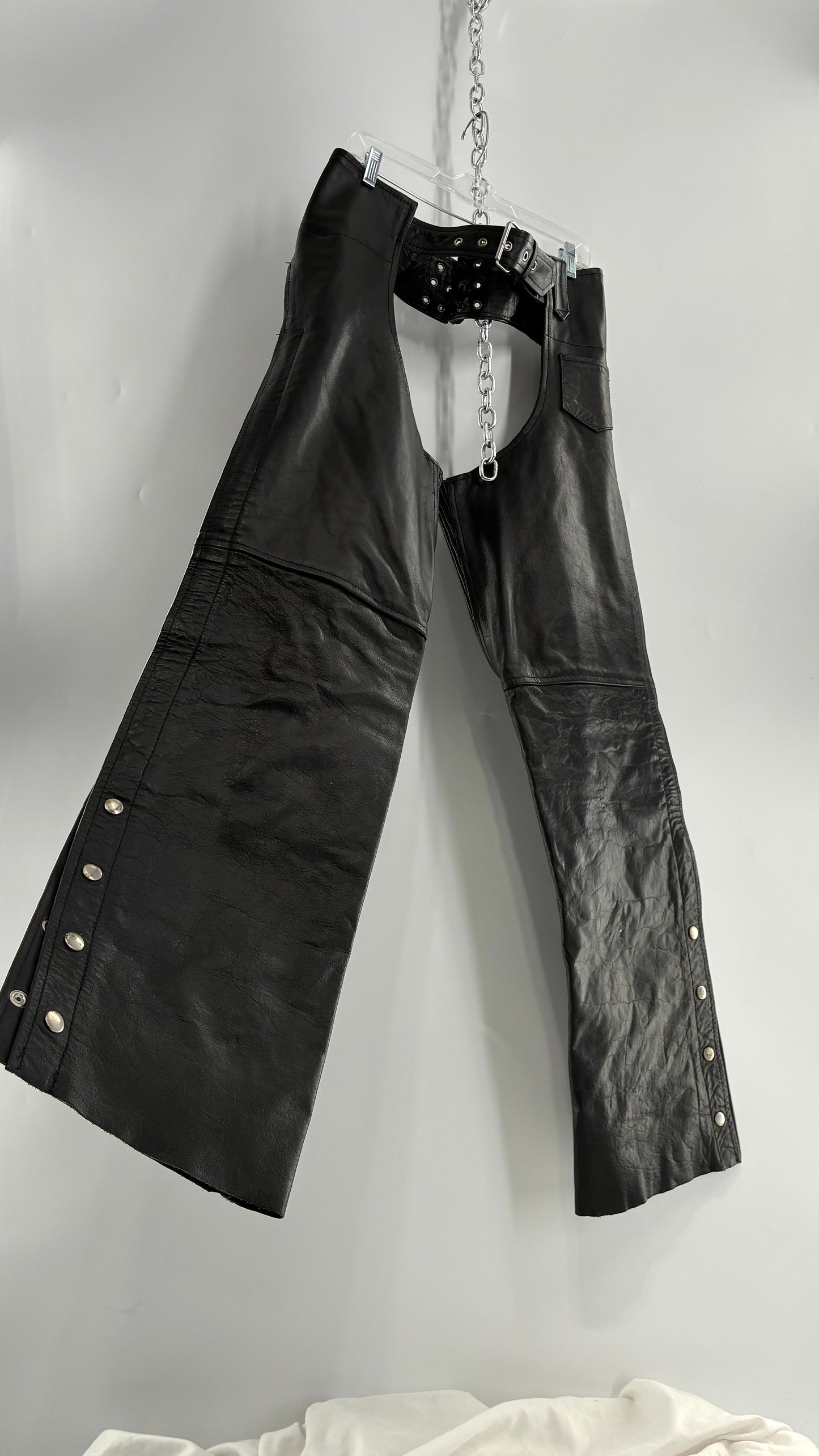 Vintage Xelement Black Genuine Leather Motorcycle Chaps with Side Zipper and Button Closure (34)