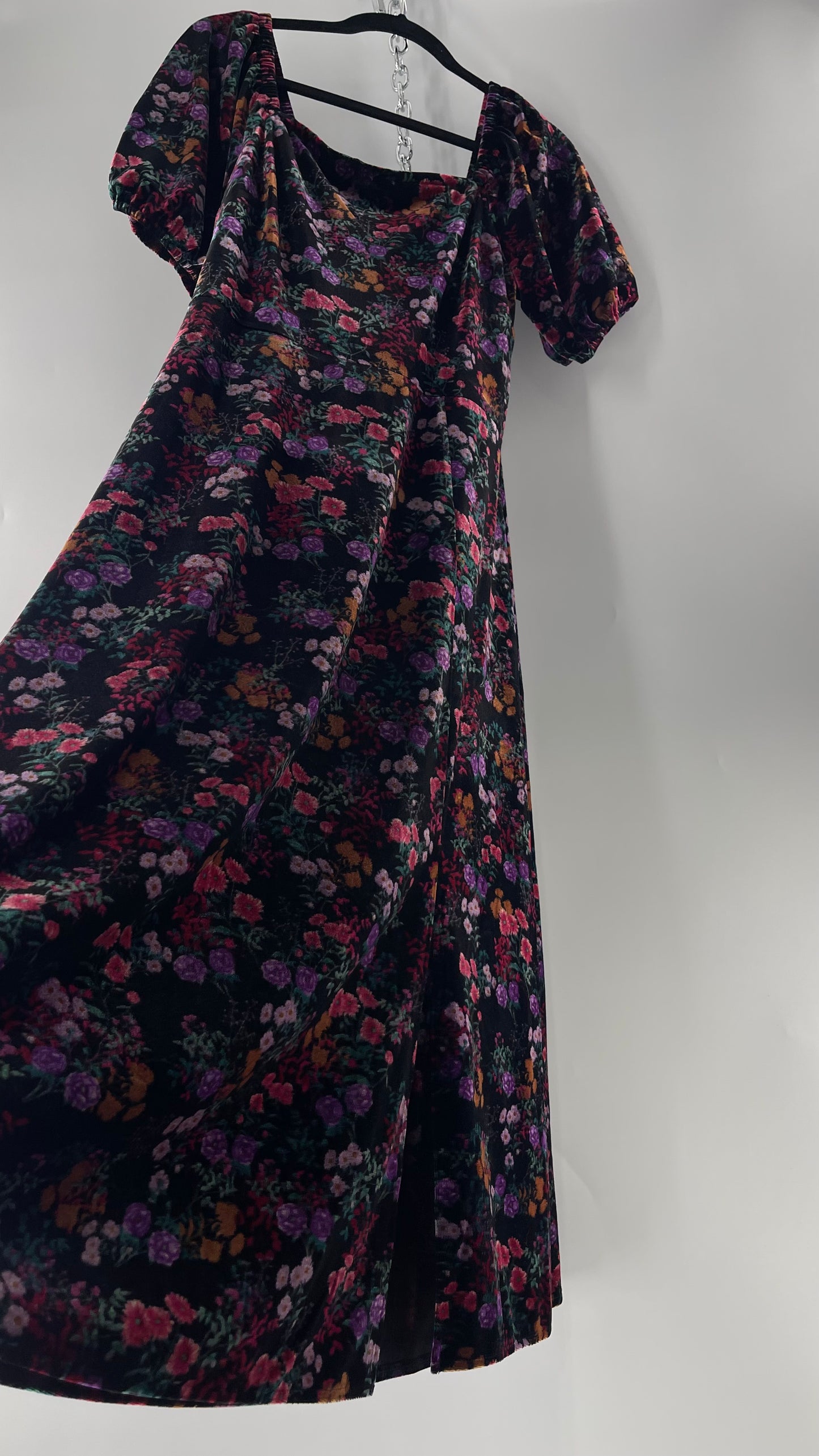 LOFT Velvet Dark Floral Full Length Dress with Puff Sleeves and Smocked Back with Tags Attached  (8)