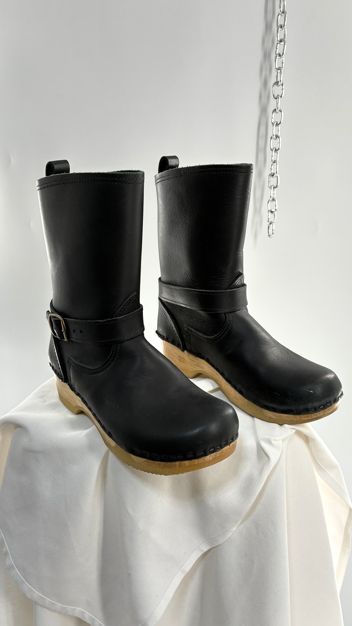 Vintage SVEN Swedish Thick Leather Black Clog Boots with Wooden Sole (38)