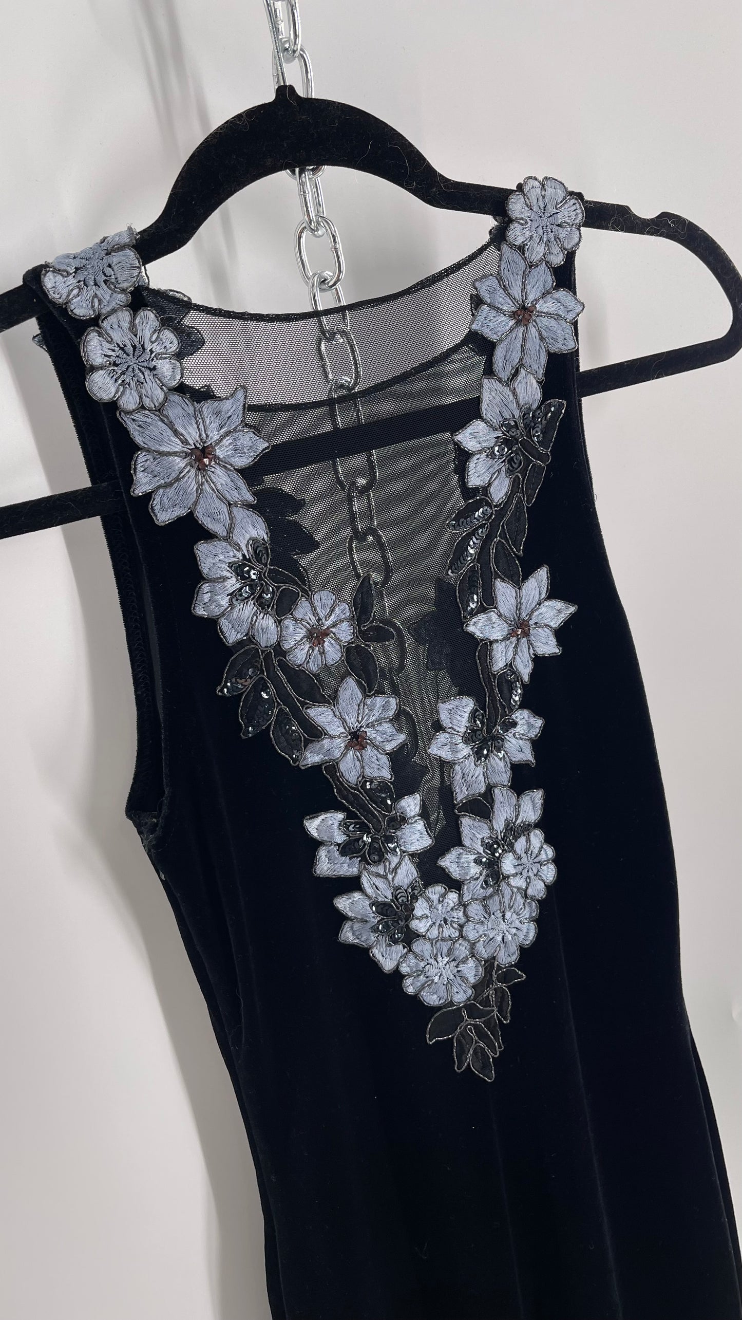 Vintage Jessica McClintock Black Velvet Fit And Flare Gown with Plunging Neckline Covered in Embroidered Beaded Pale Blue Flowers (2)