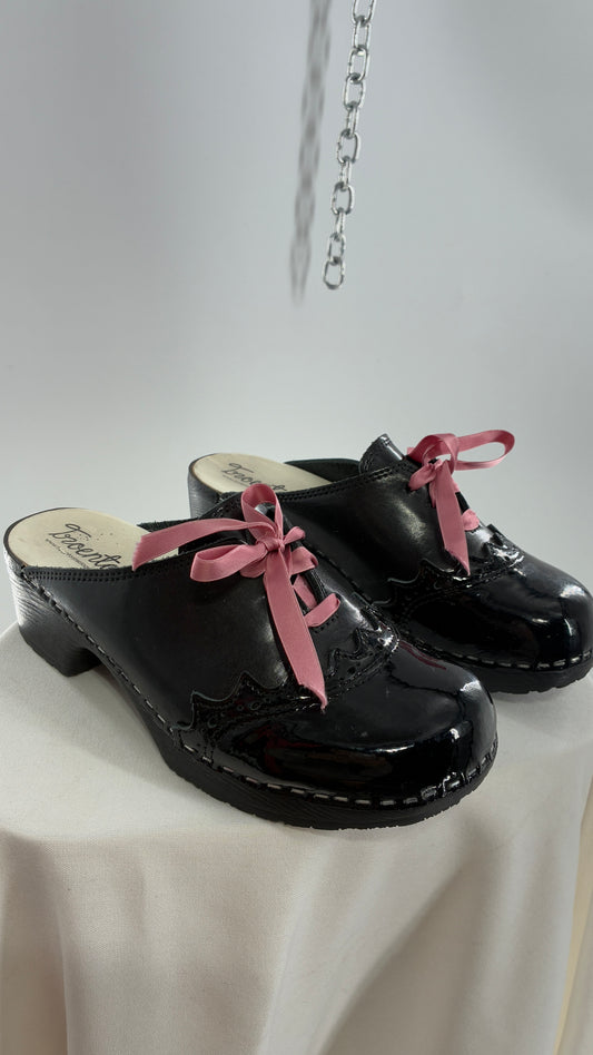 Vintage 1970s TROENTORPS Black Patent Leather Clogs with Ribbon Tie Detail (38)