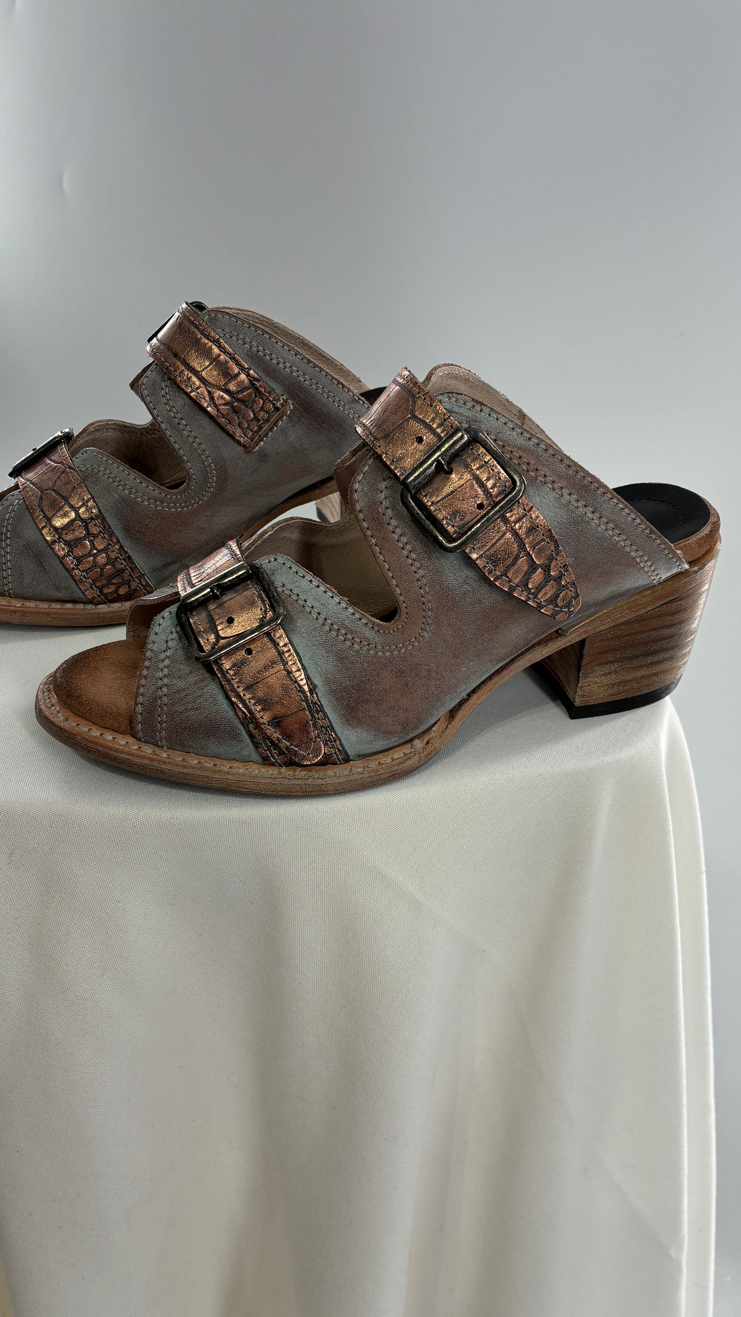 Free Bird Caprice Leather Sandal with Bronze Embossed Straps and Stamped Sole Made in Mexico (7)