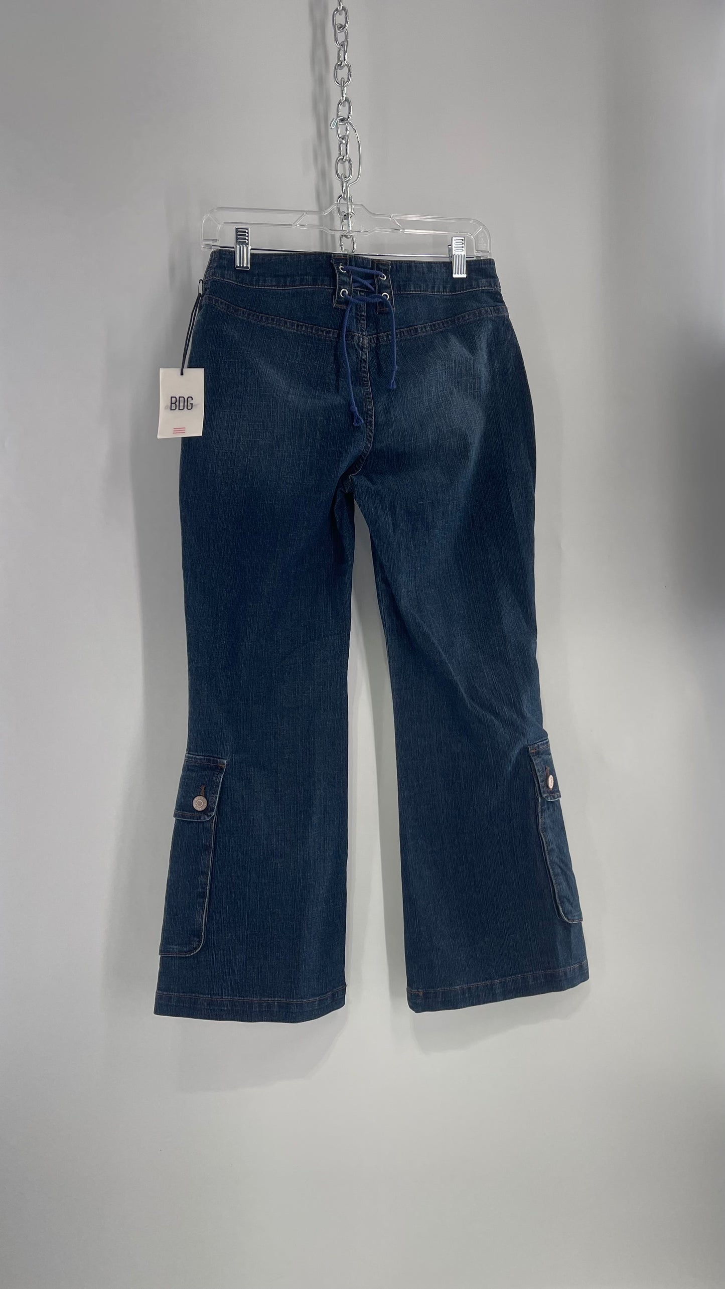 BDG Urban Outfitters Medium Wash Denim/Jeans with Pockets and Lace Up Back Detail (27)