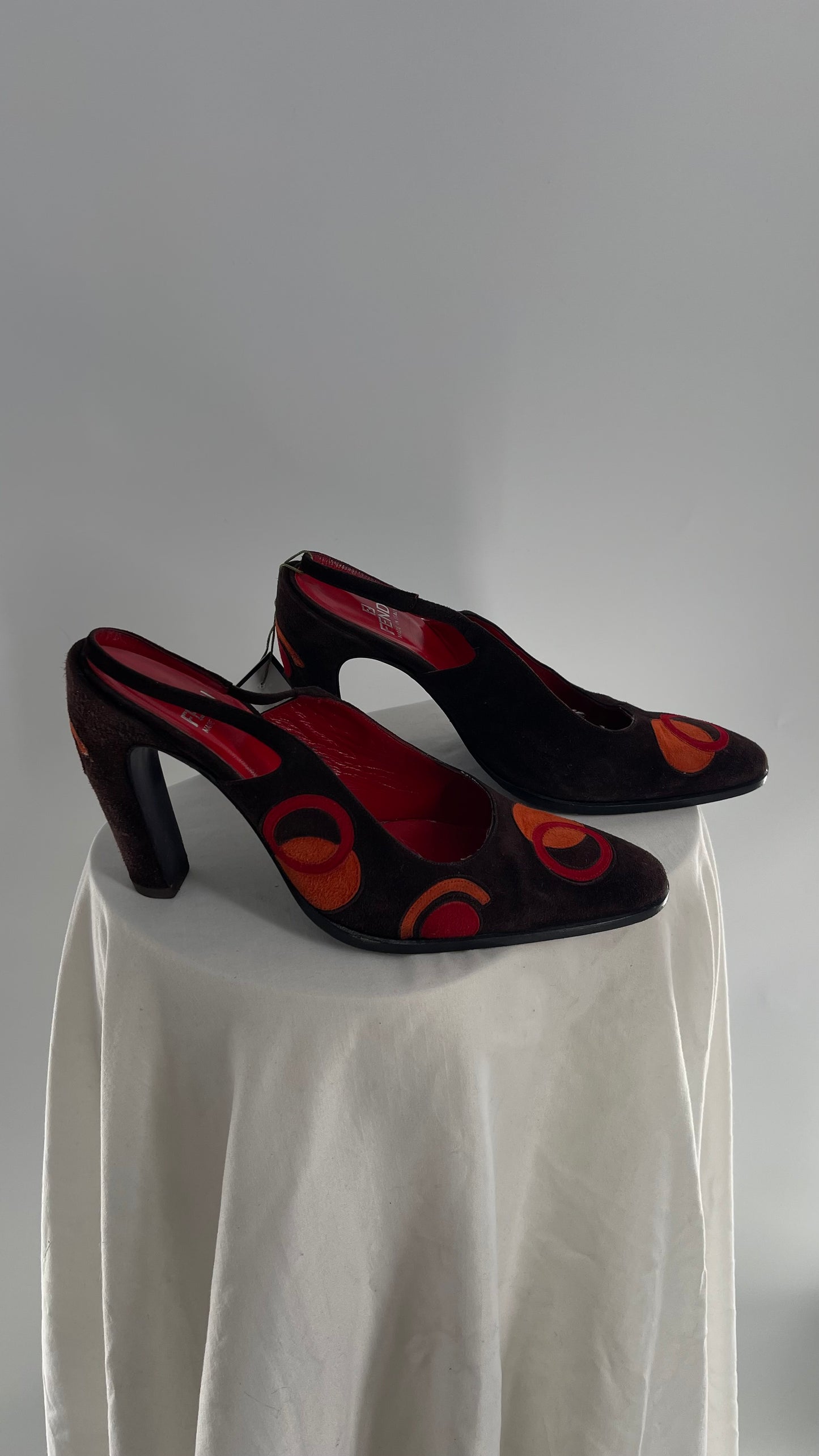 Vintage 1980s FENDI Brown Suede Leather Heel with Abstract Orange/Red Circles and Curved Heel (8)