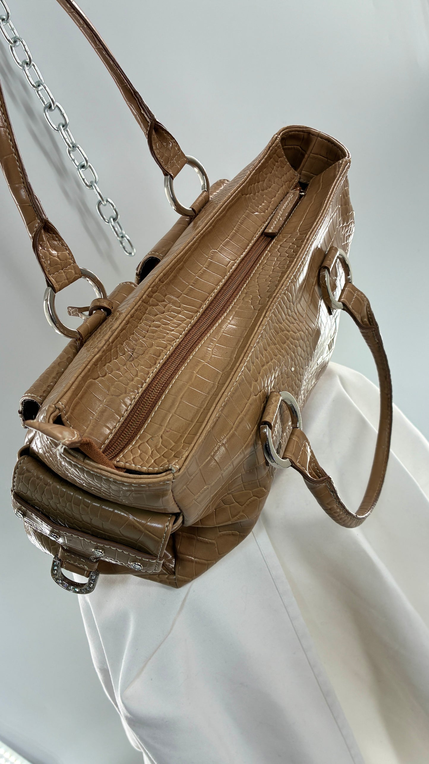 Vintage VALERIE STEVENS Crocodile Embossed Tan Shoulder Bag with Rhinestones and Heart Charm