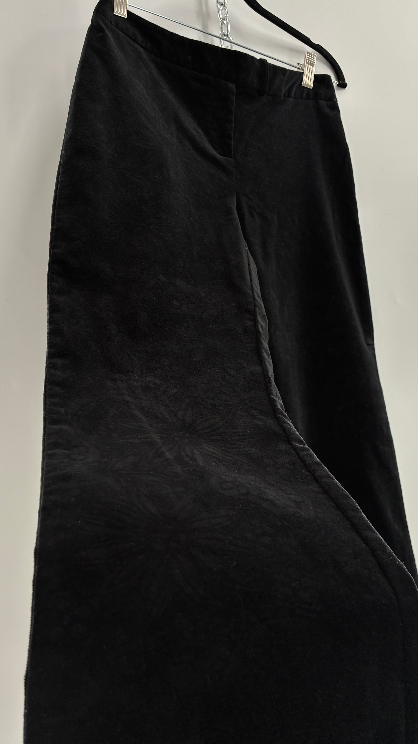 Deadstock Vintage 2000s Lilly Pulitzer Black Velvet Embossed Floral, Side Closure Pants (4)